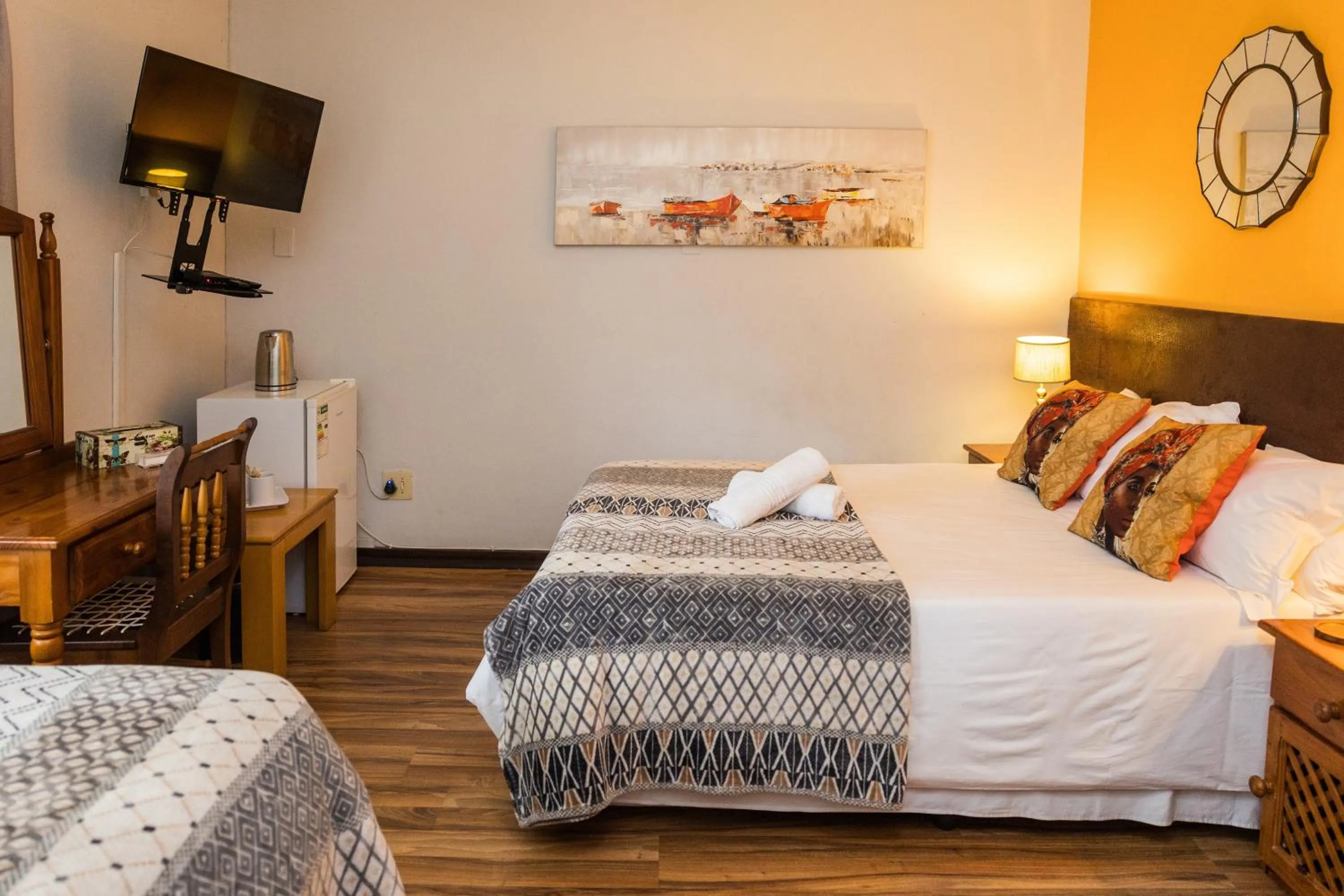 Bed in Rozendal Guest House