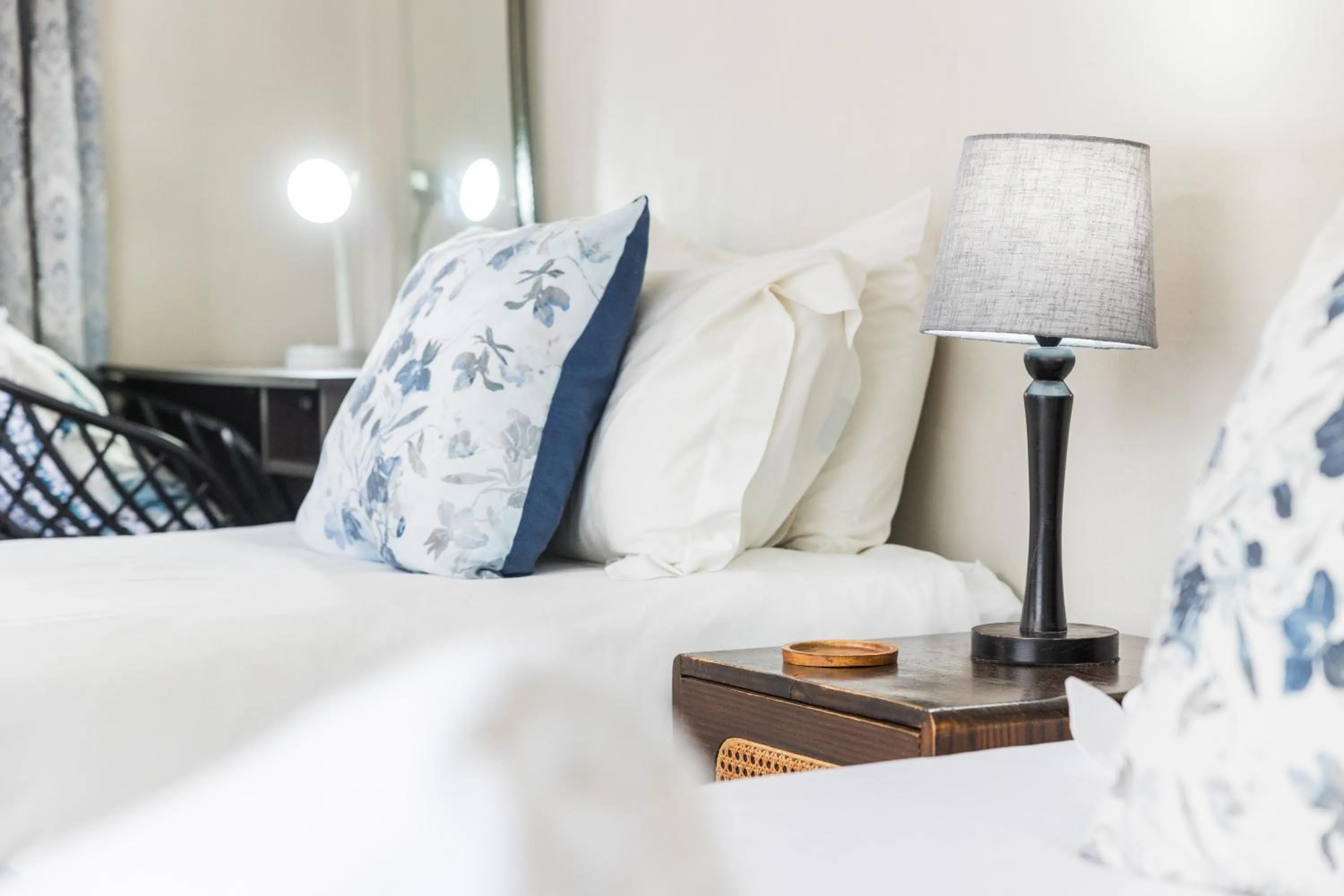 Bed in Rozendal Guest House