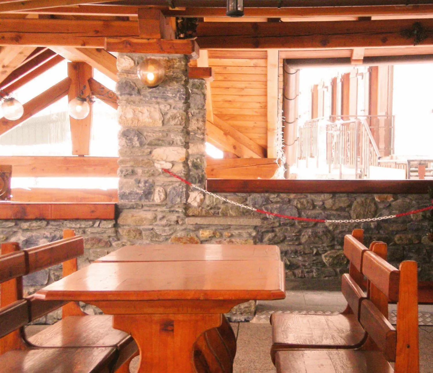 Restaurant/places to eat in Hotel Beau Sejour