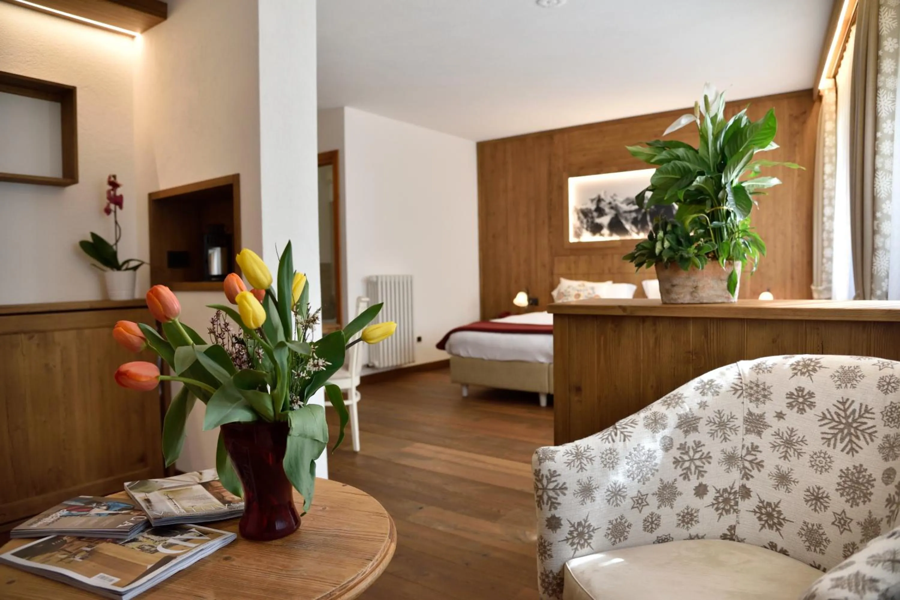 Bed in Hotel Beau Sejour