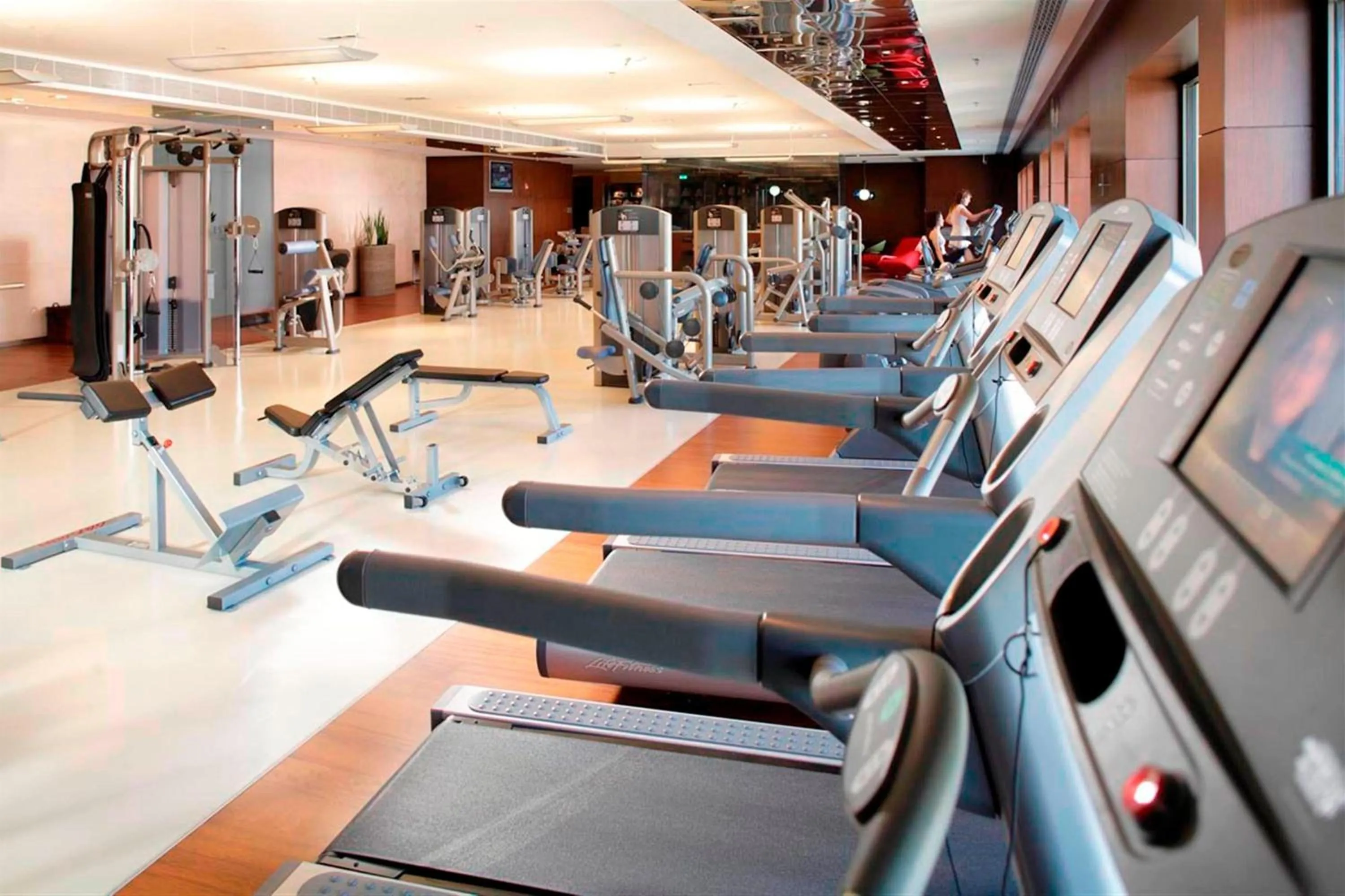 Fitness centre/facilities in Istanbul Marriott Hotel Asia