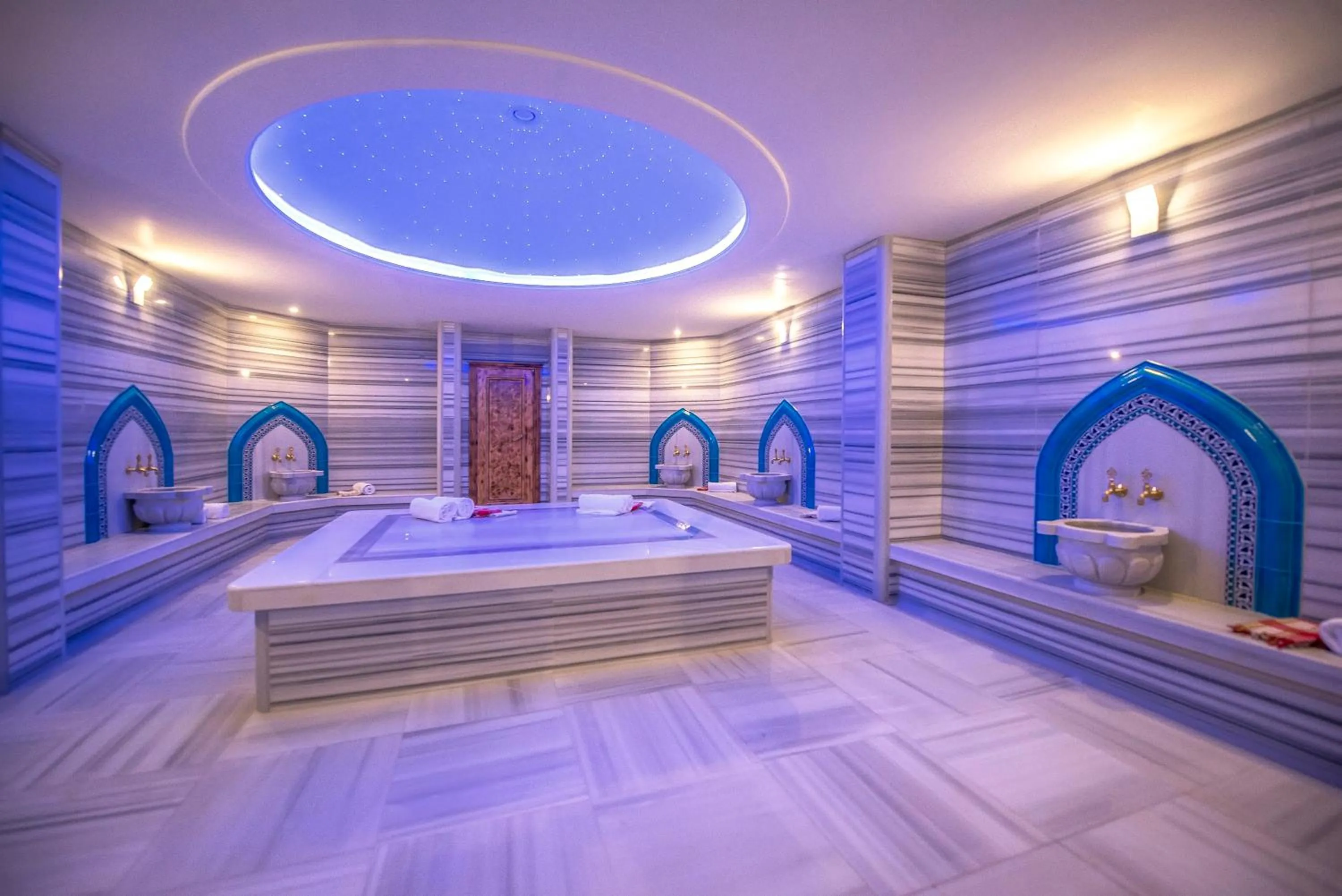 Spa and wellness centre/facilities, Bed in Babillon Hotel Spa & Restaurant