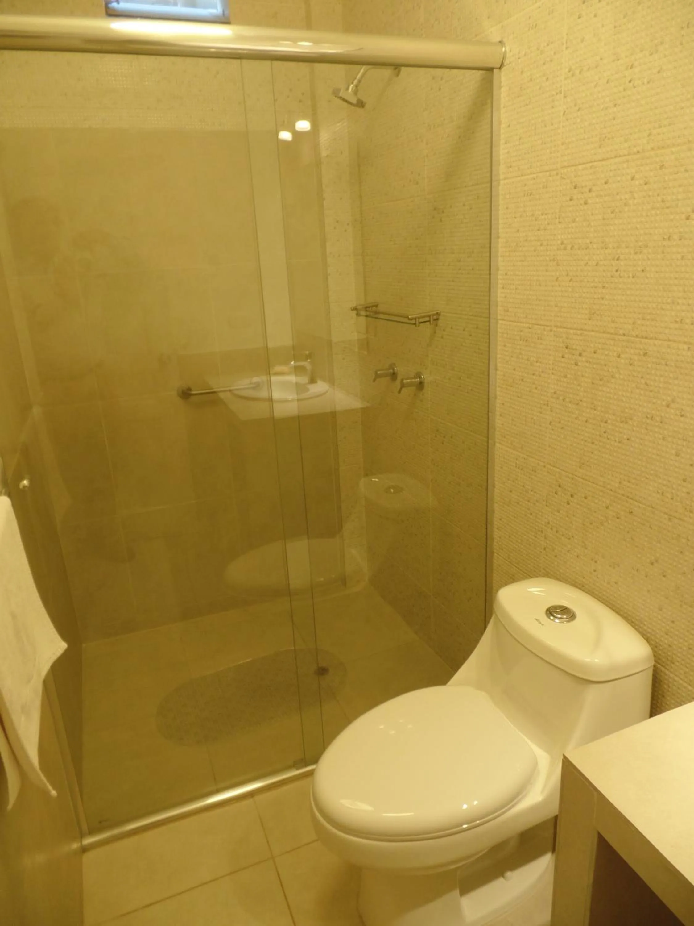 Toilet in El Patio Miraflores