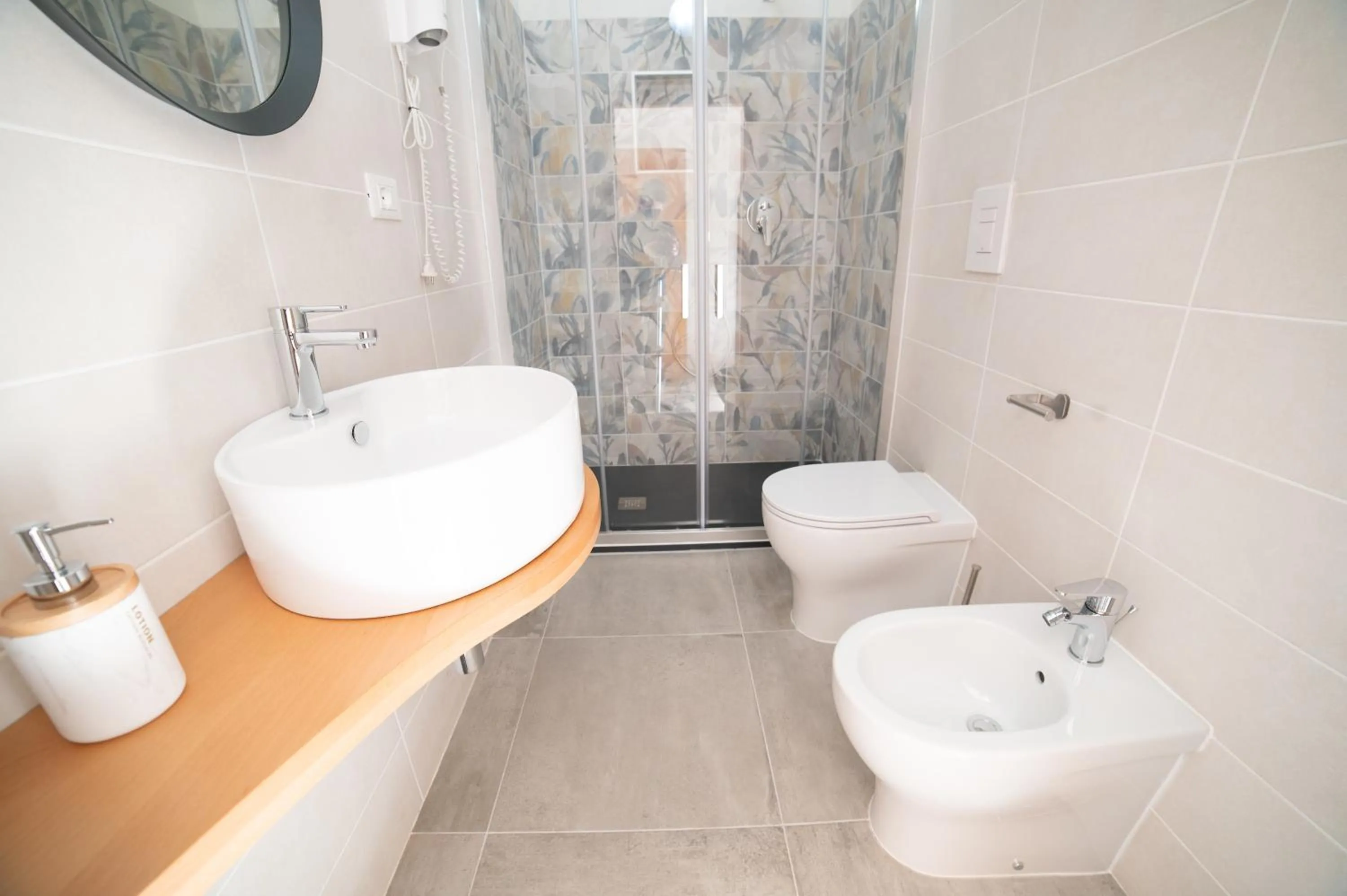 Shower in B&B Belvedere