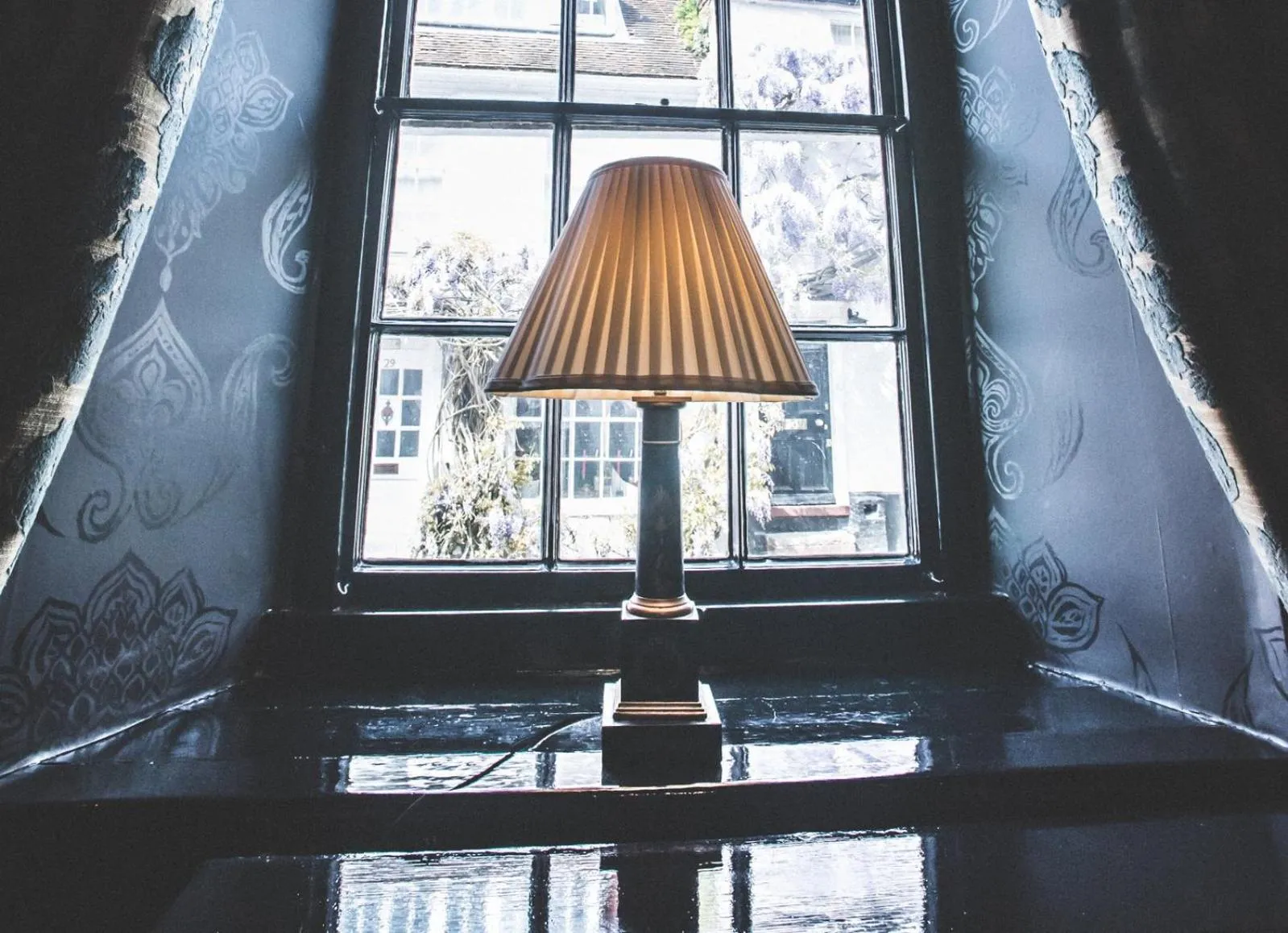 Lounge or bar in Jeakes House