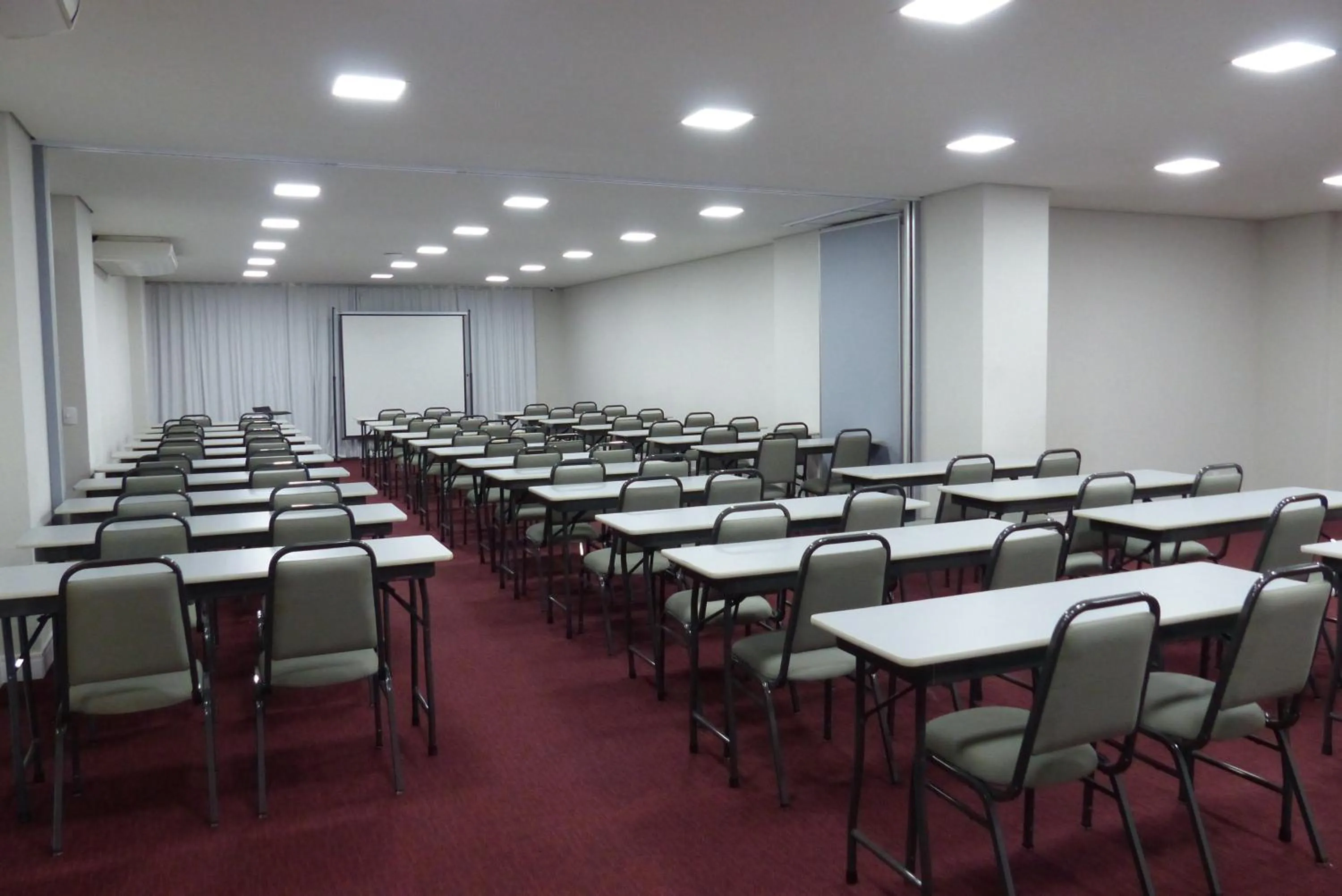 Business facilities in Hotel 10 Palmas