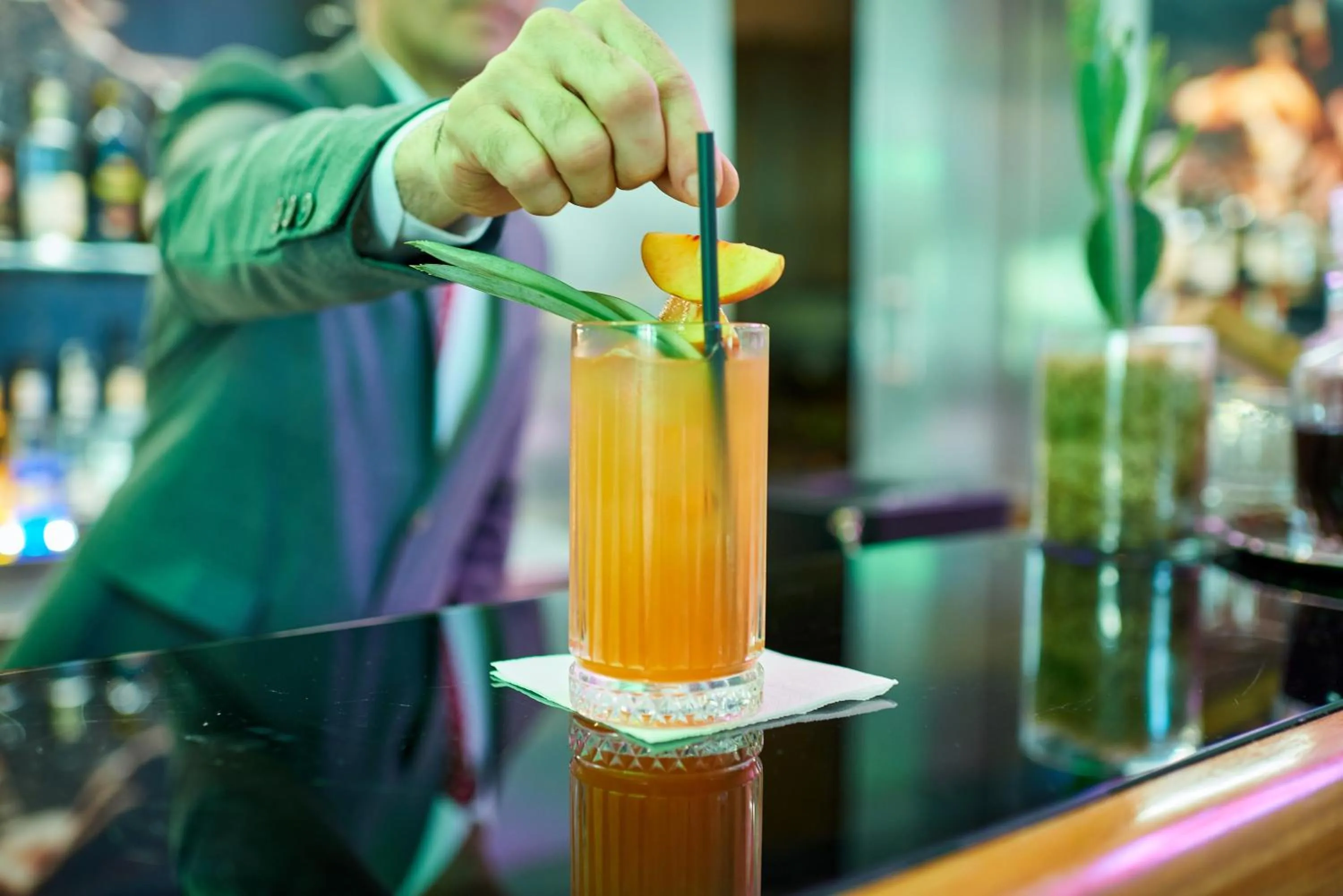 Lounge or bar in UNAHOTELS Varese