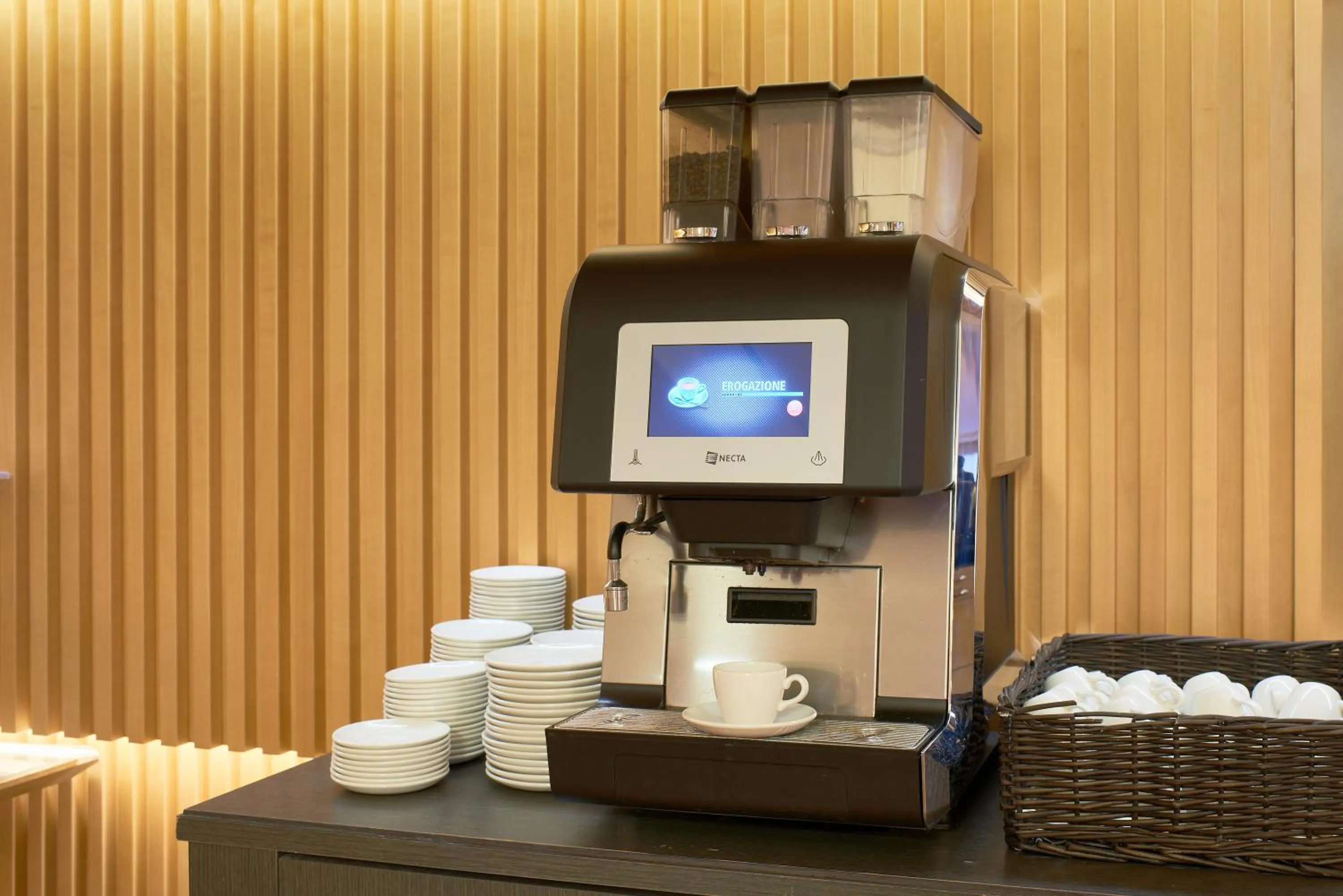 Breakfast in UNAHOTELS Varese