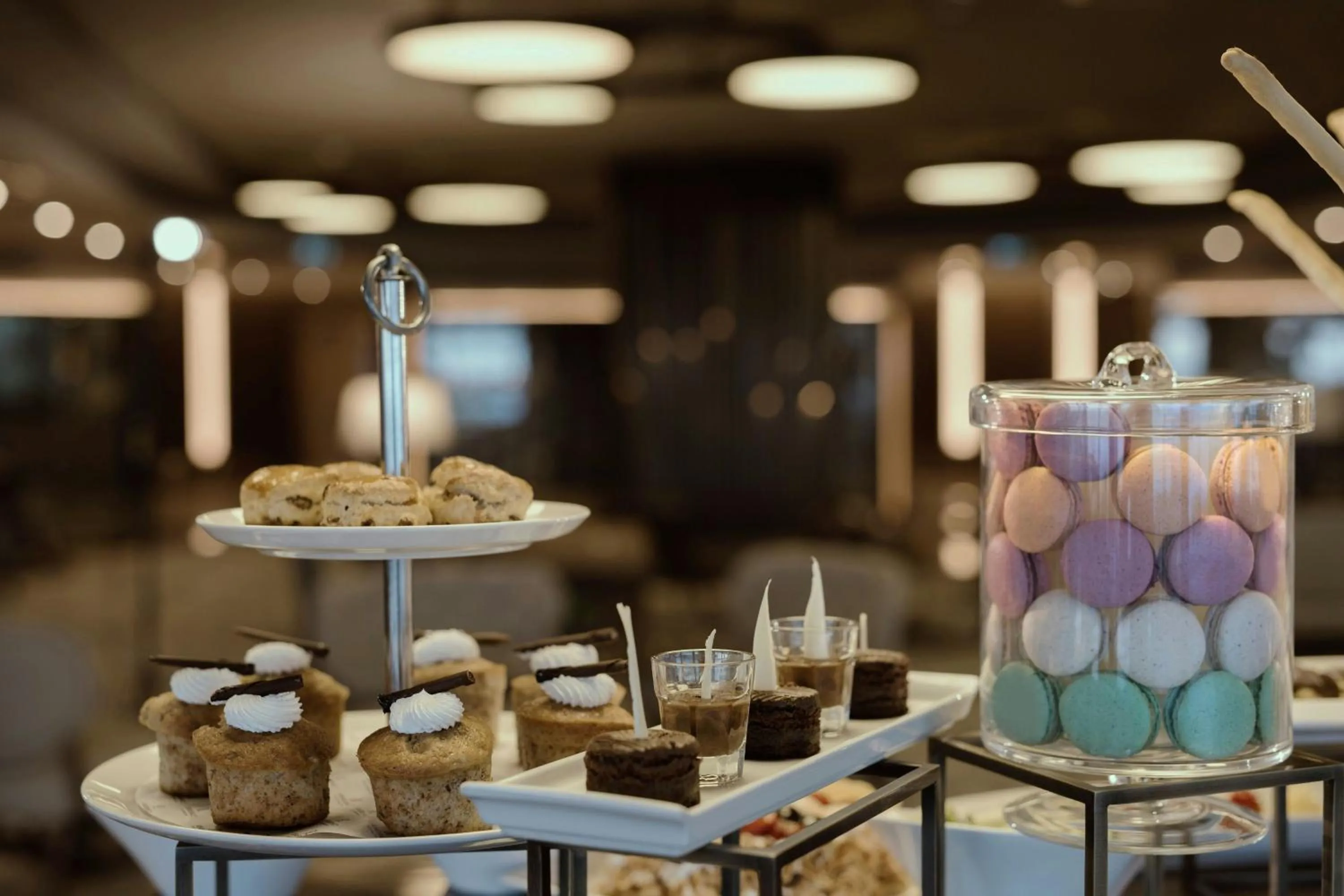 Lounge or bar in Renaissance Polat Istanbul Hotel