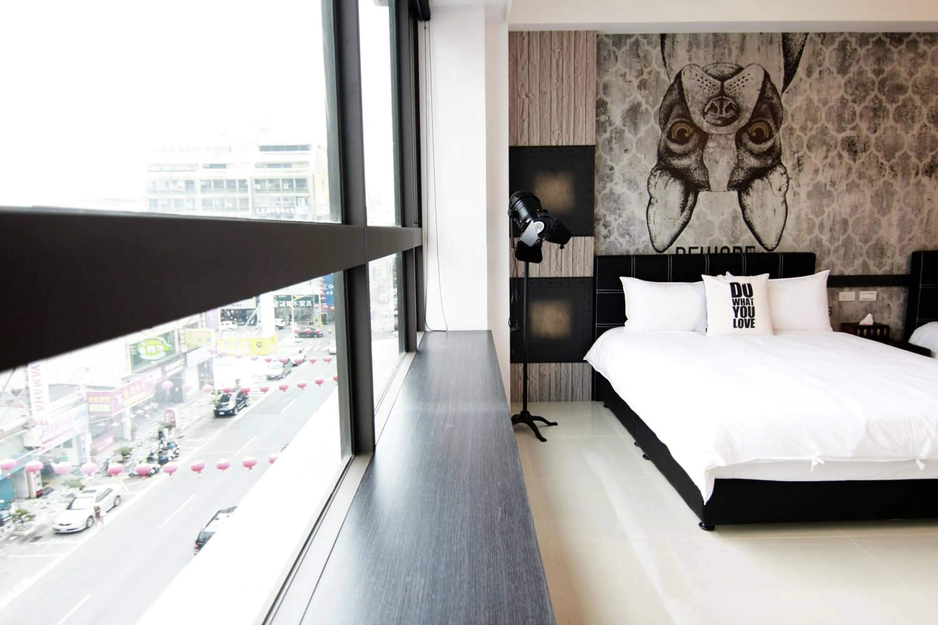 Bed in 咩咩不是羊民宿Mieh's Inn 花蓮市區 電梯 寵物友善民宿