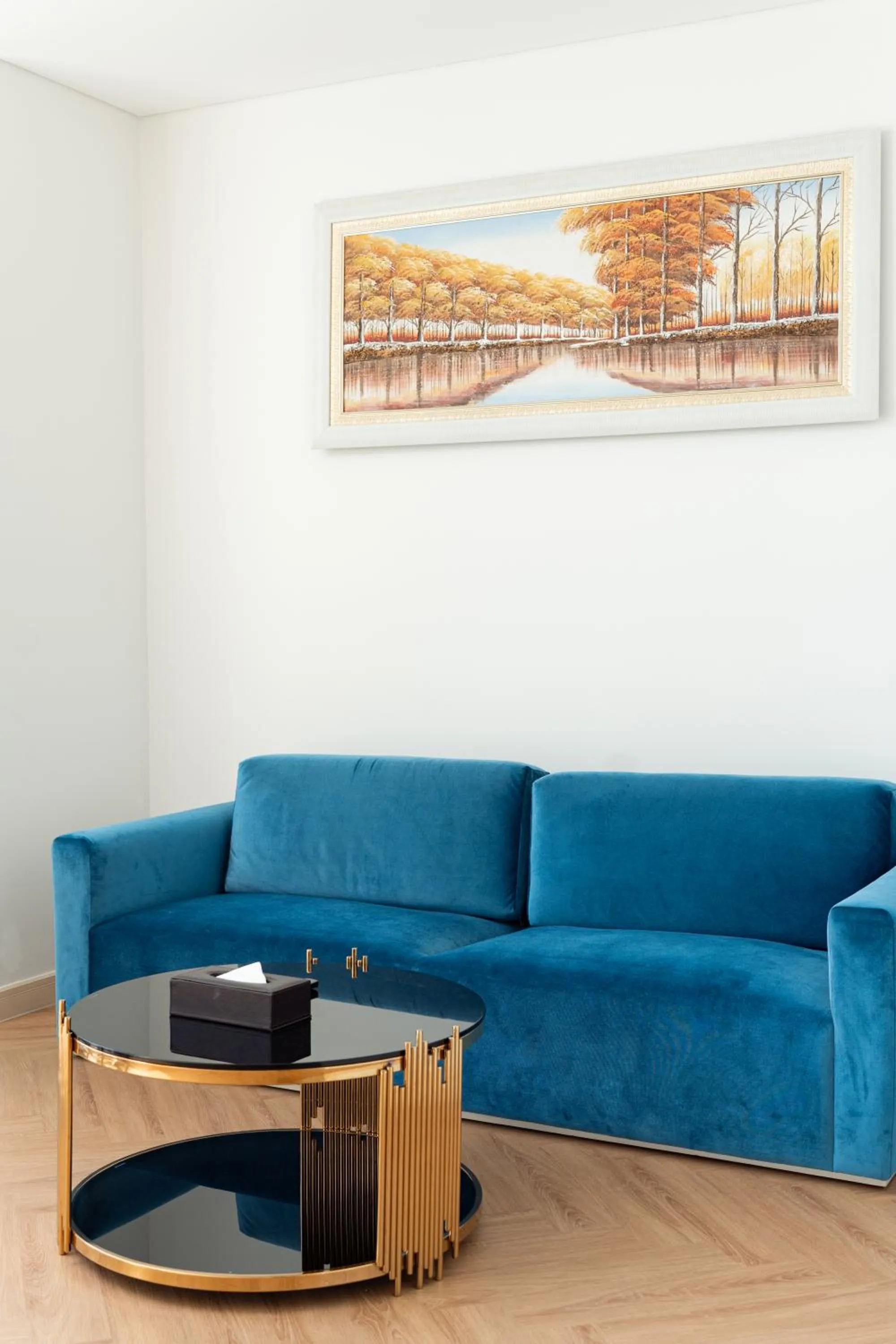 Living room in Diamond Bay Hotel