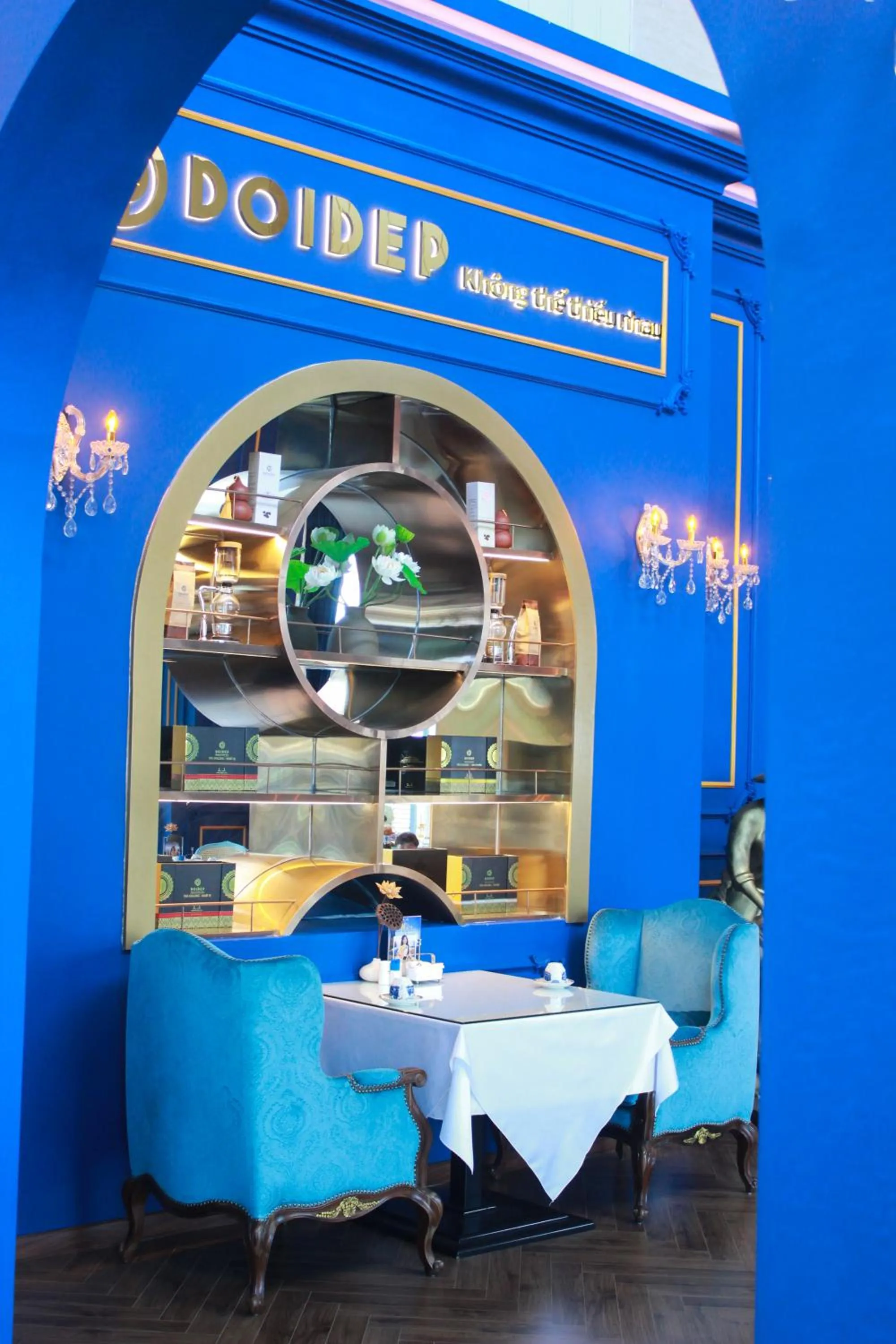 Lounge or bar in Diamond Bay Hotel