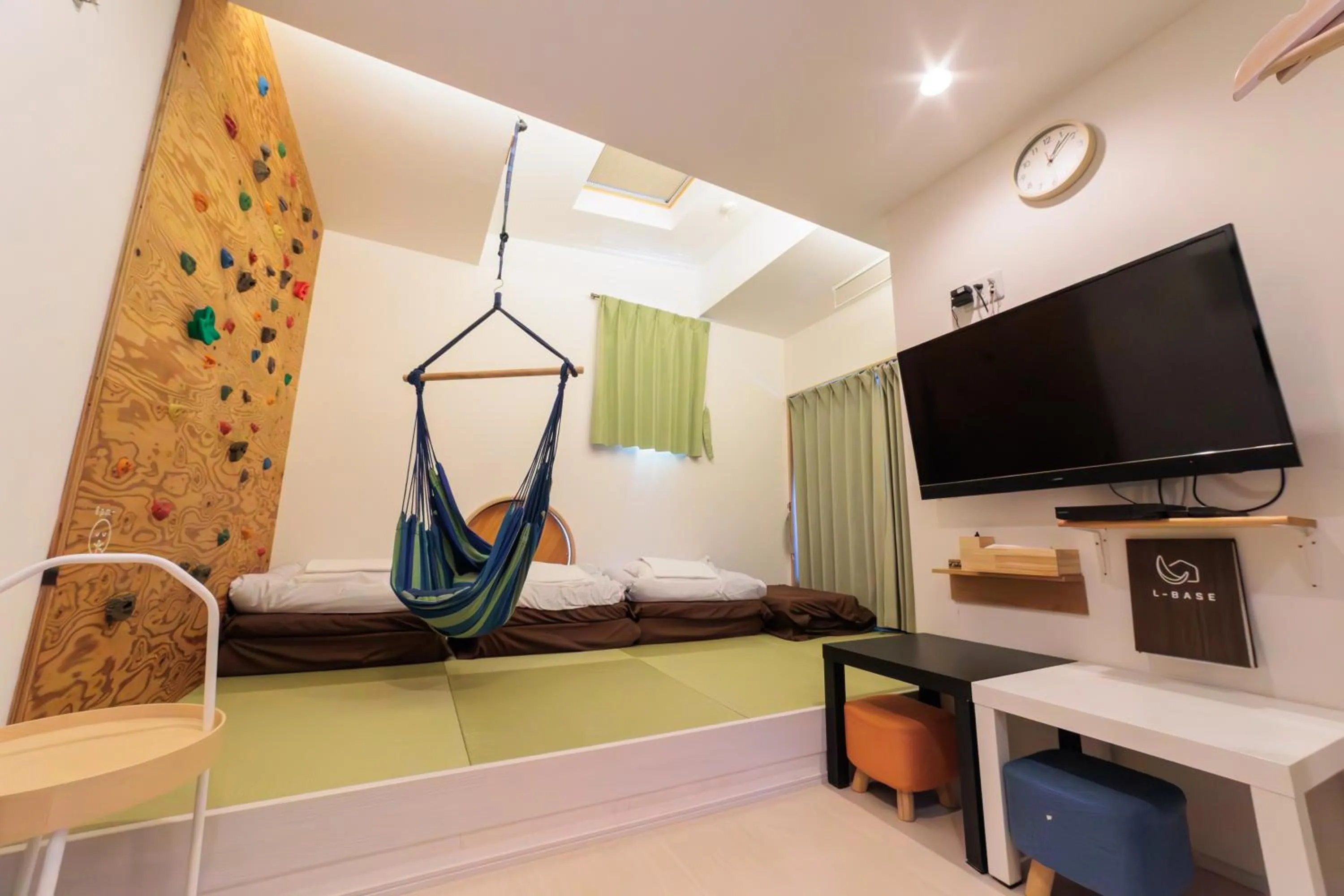 Photo of the whole room, Bed in Tomareru Himitsukichi L-Base