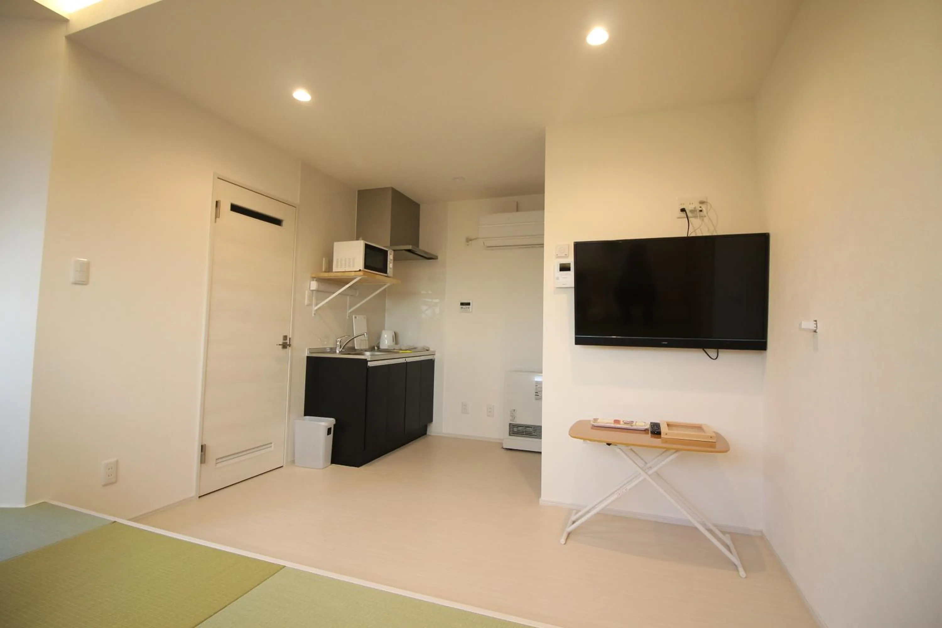 Photo of the whole room in Tomareru Himitsukichi L-Base