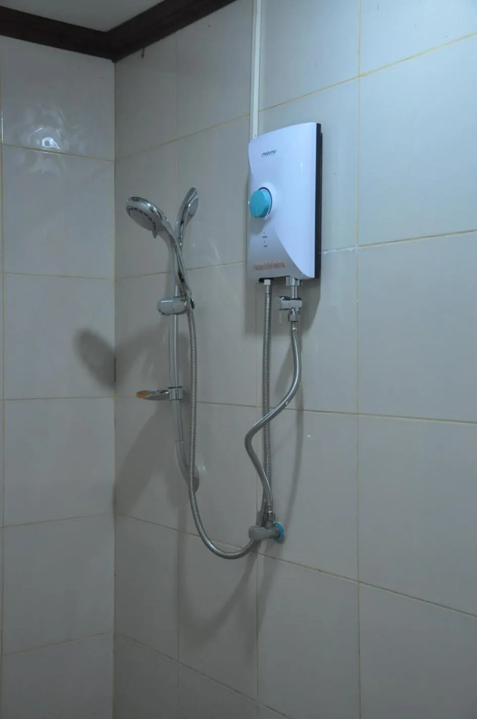 Shower in Pilgrim's Kitchen & Inn