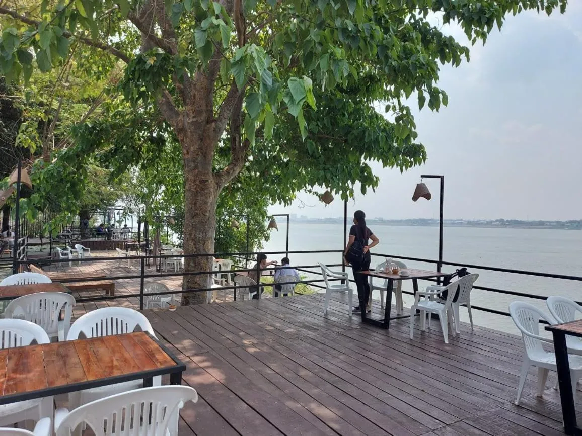 Restaurant/places to eat in Pilgrim's Kitchen & Inn