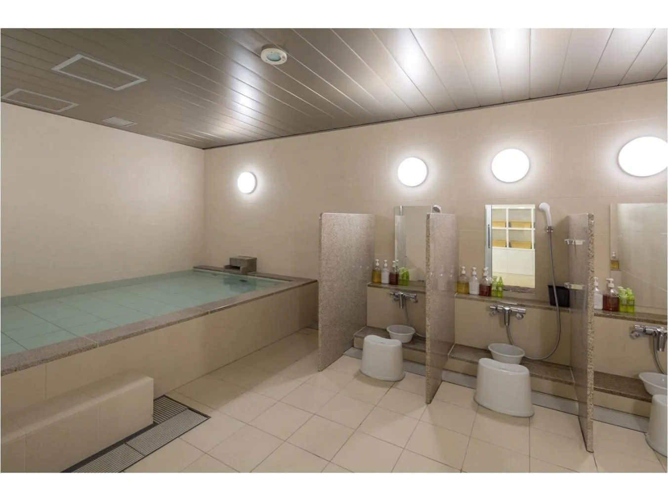 Spa and wellness centre/facilities in First Cabin Akasaka