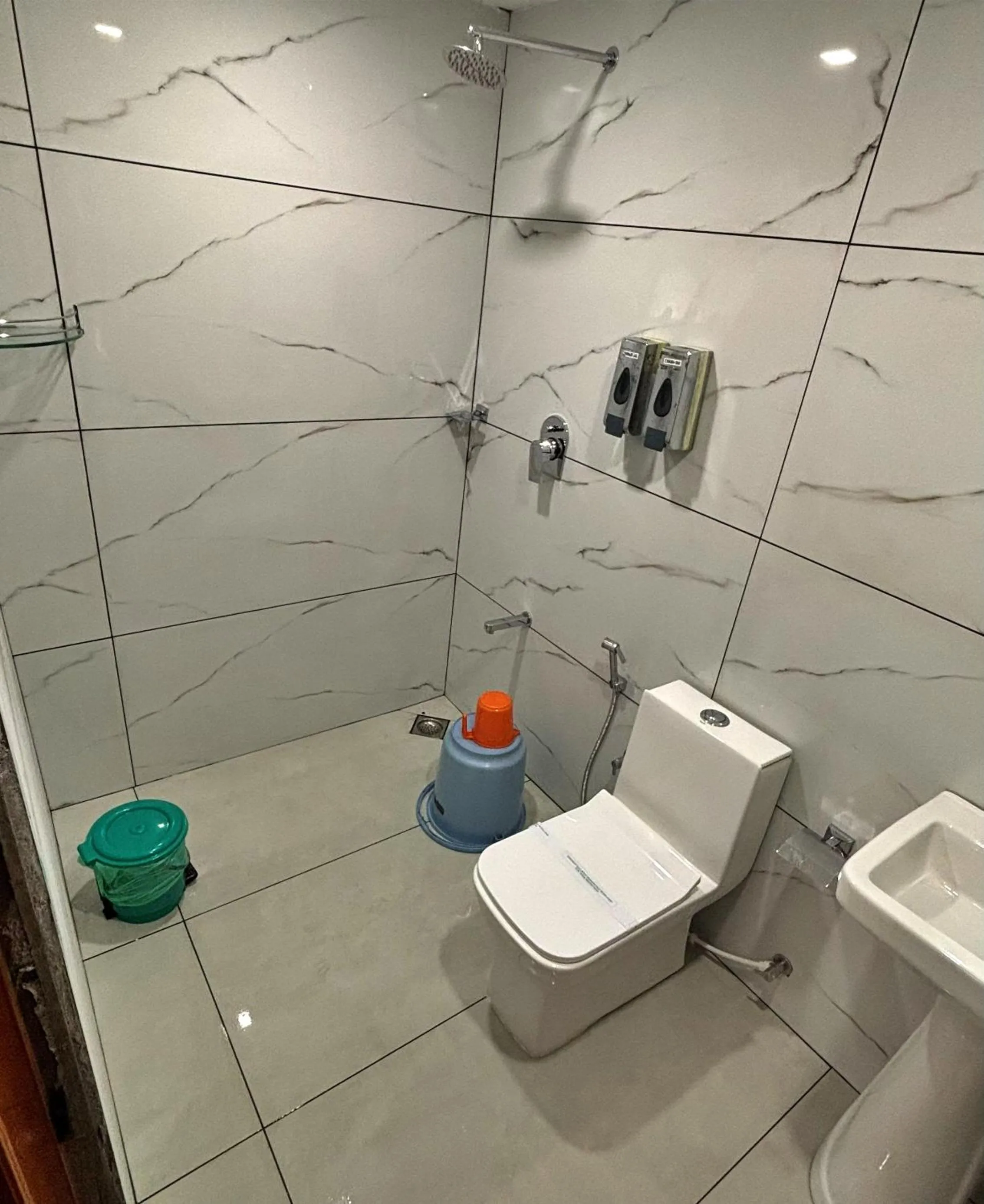 Shower in Ela Ecoland Nature Retreat