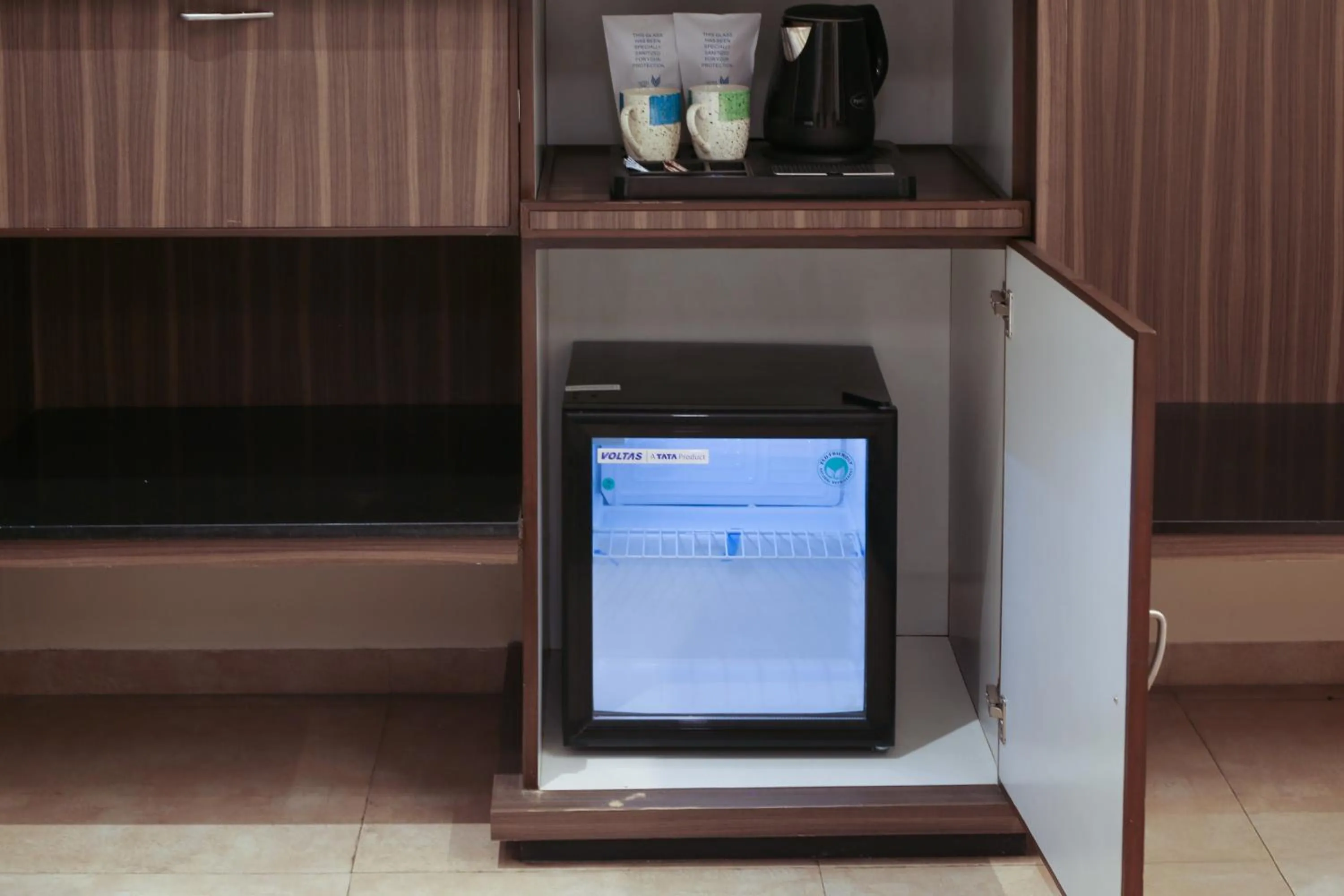 minibar in Hotel The Leaf