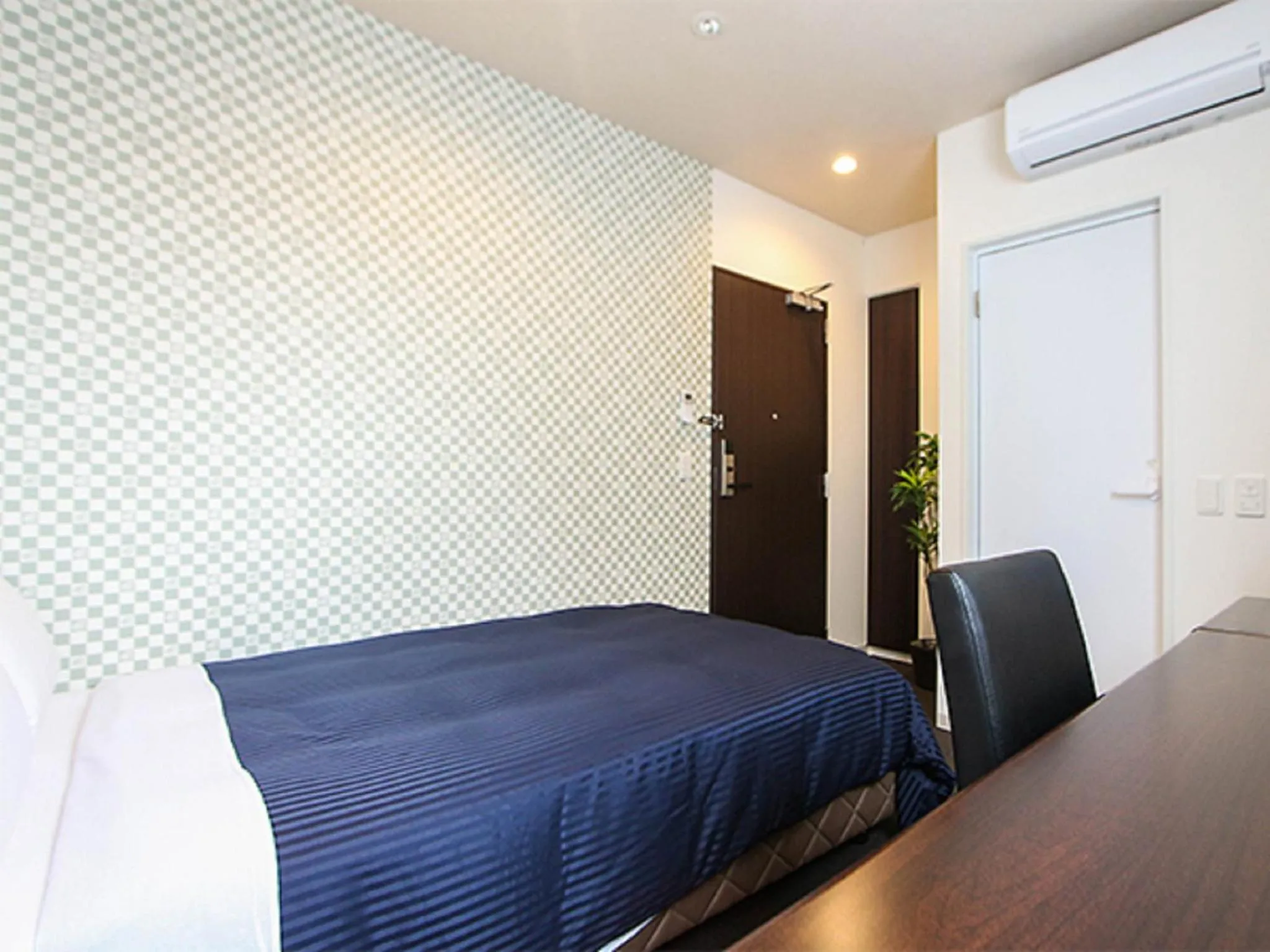 Bed in HOTEL LiVEMAX Asakusa Sky Front