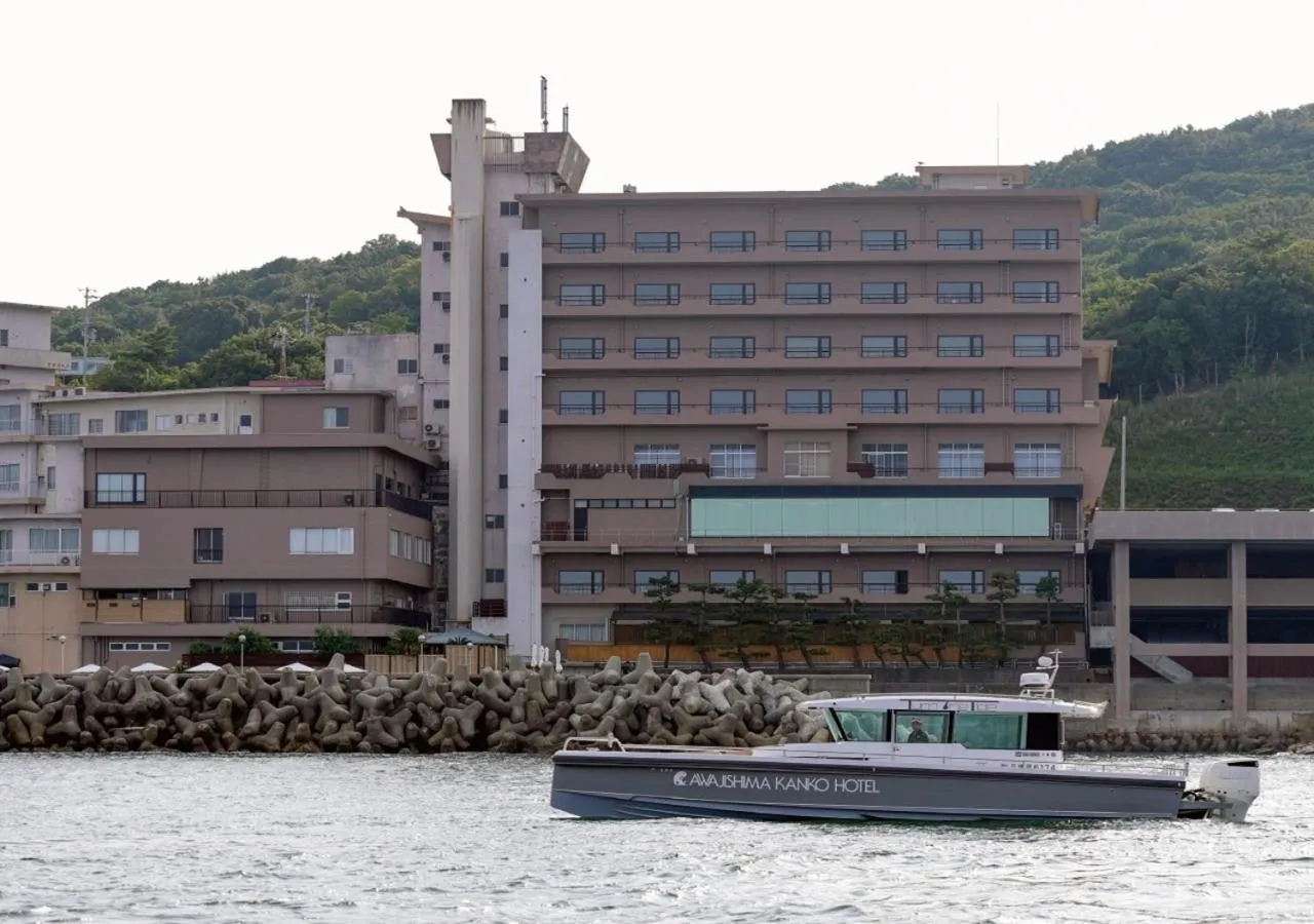 Property building in Awakan