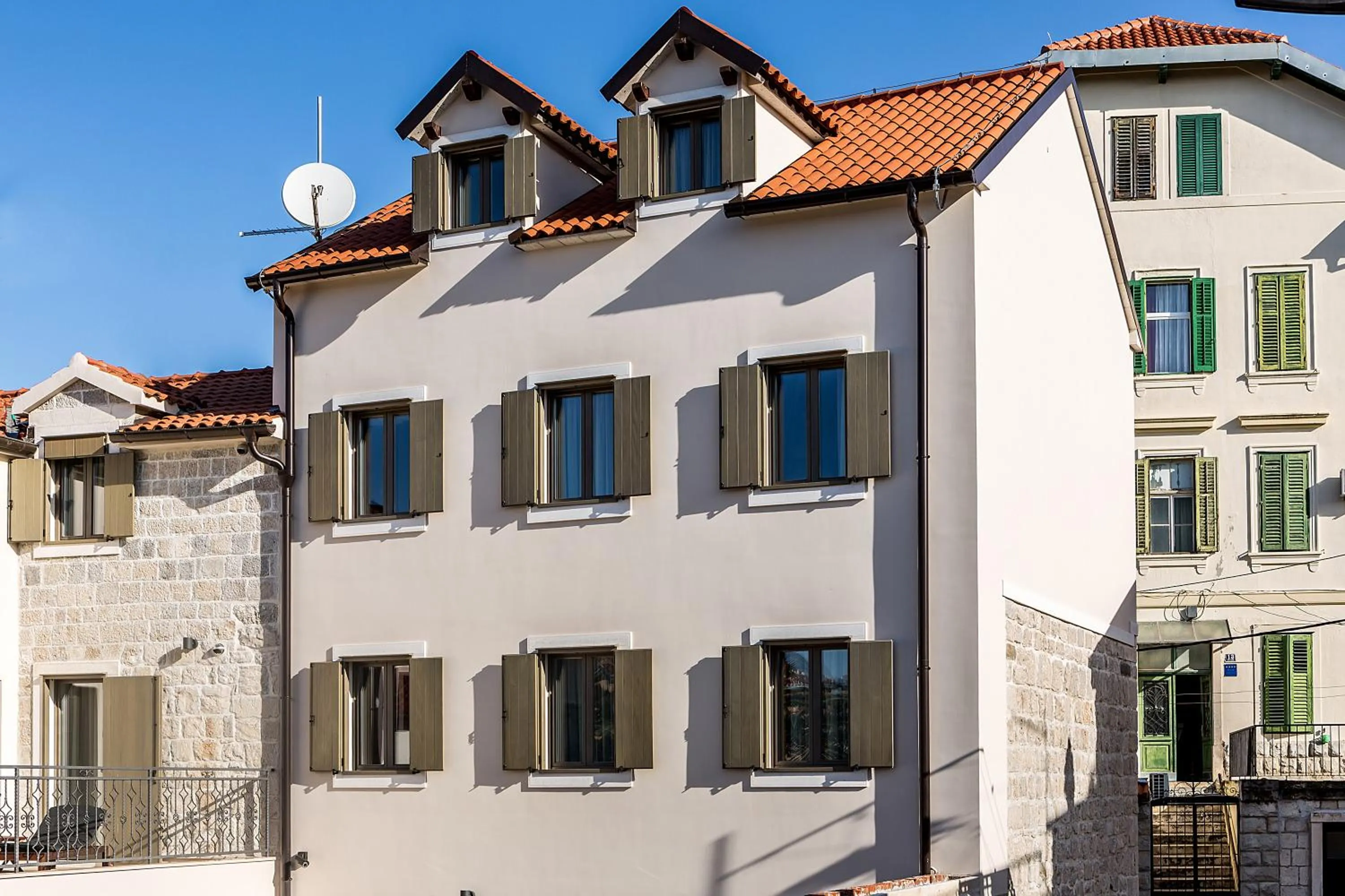 Facade/entrance in Splendida Palace
