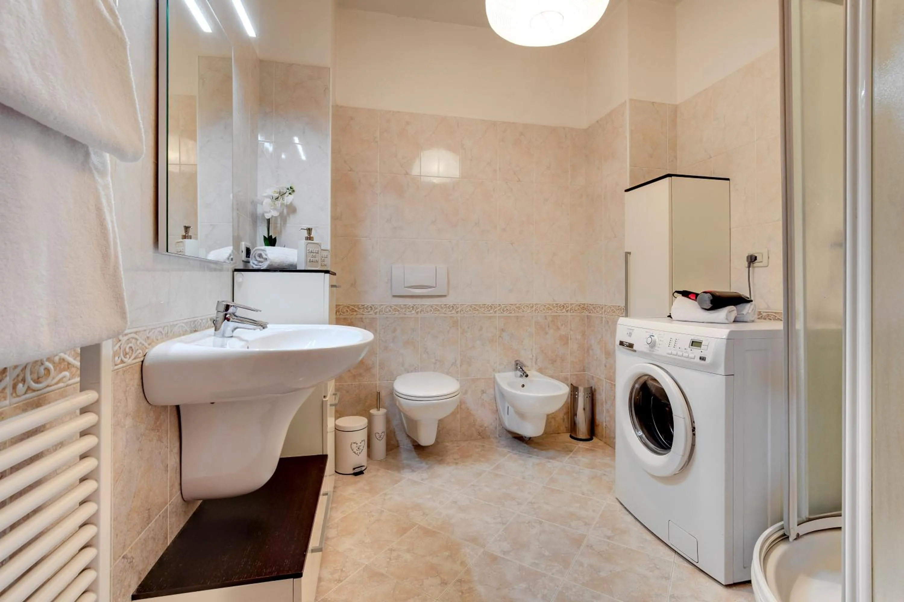 Shower in Cannaregio - Venice Style Apartments