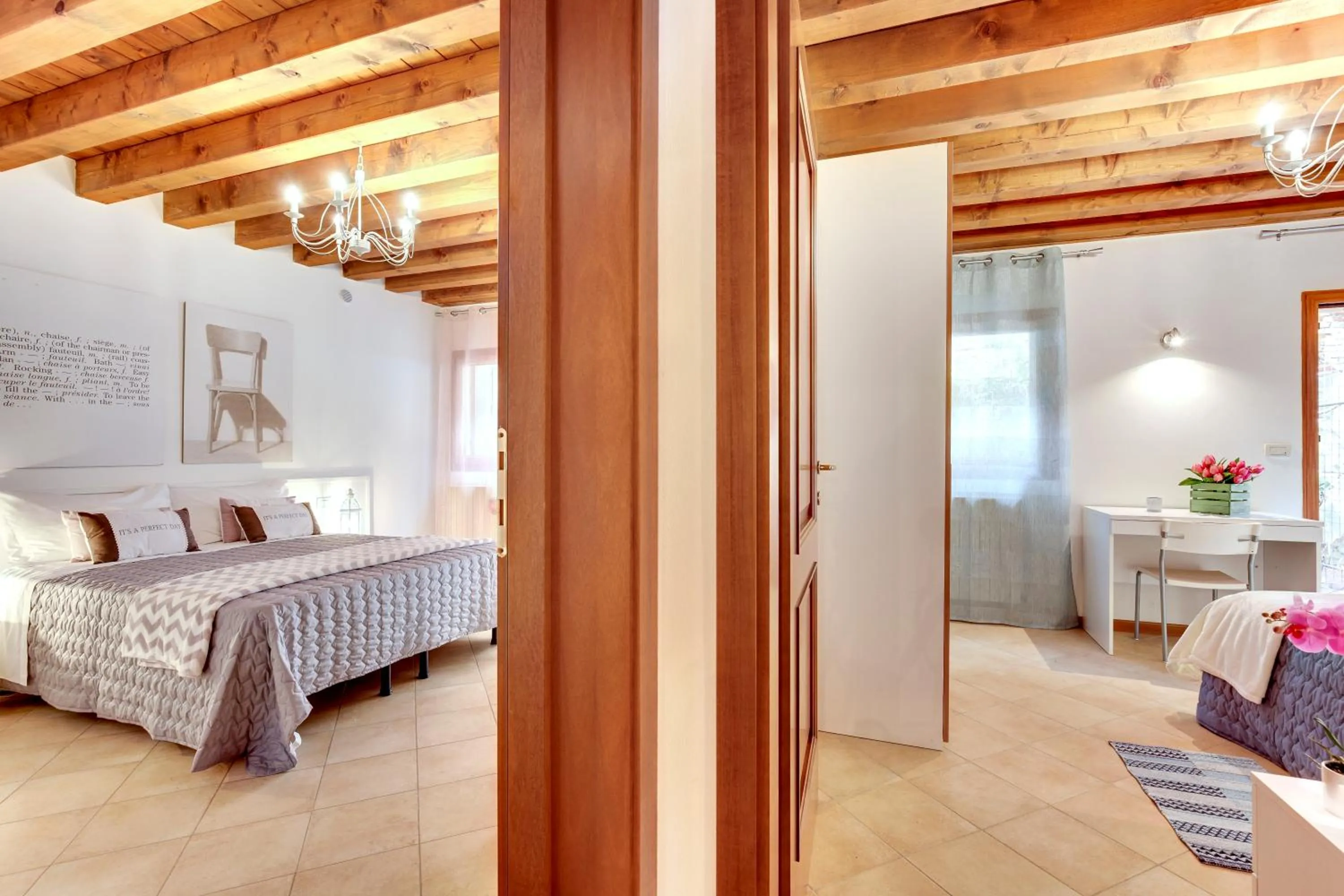 Photo of the whole room, Bed in Cannaregio - Venice Style Apartments