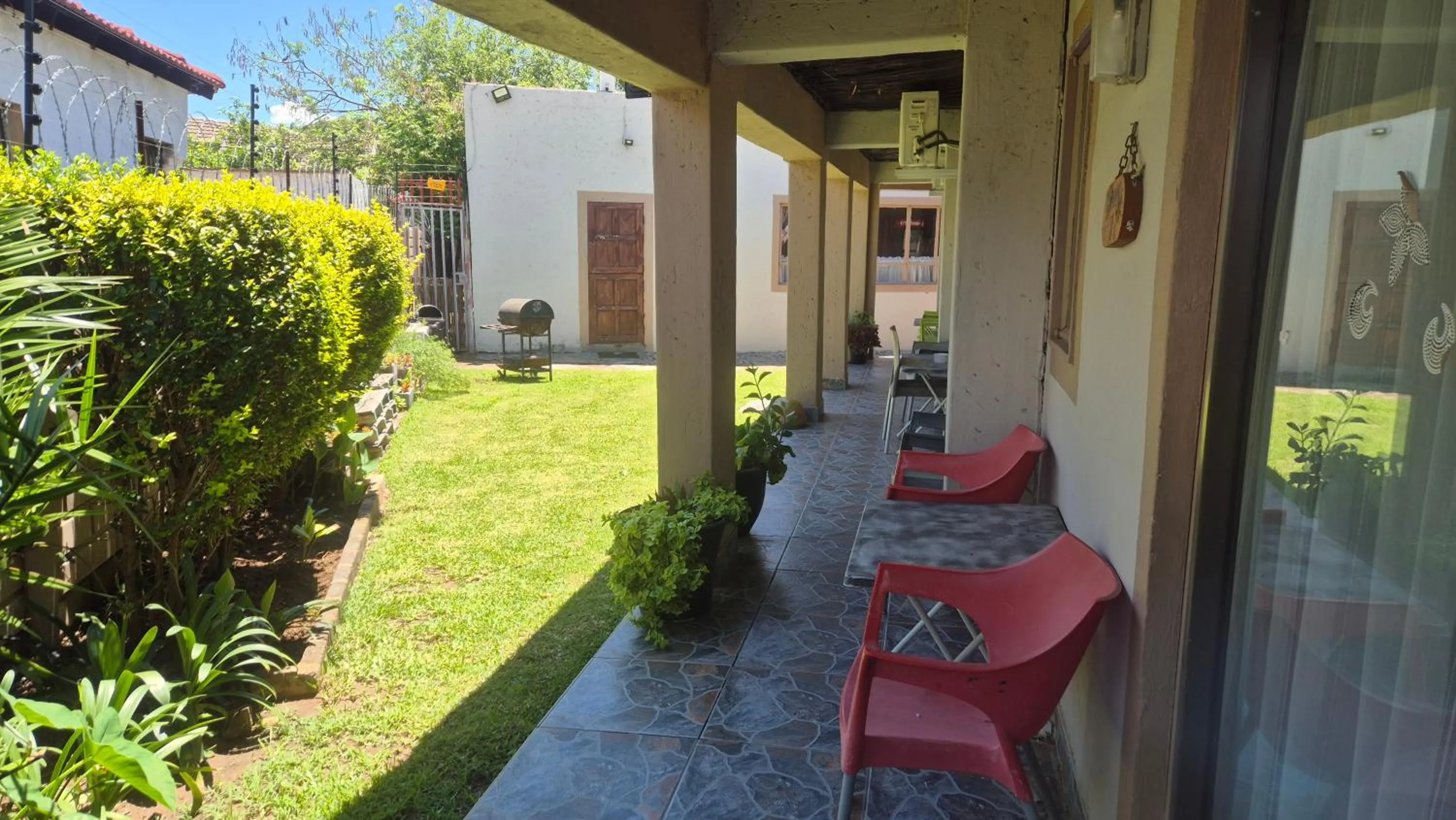 Vicky B Bed and Breakfast