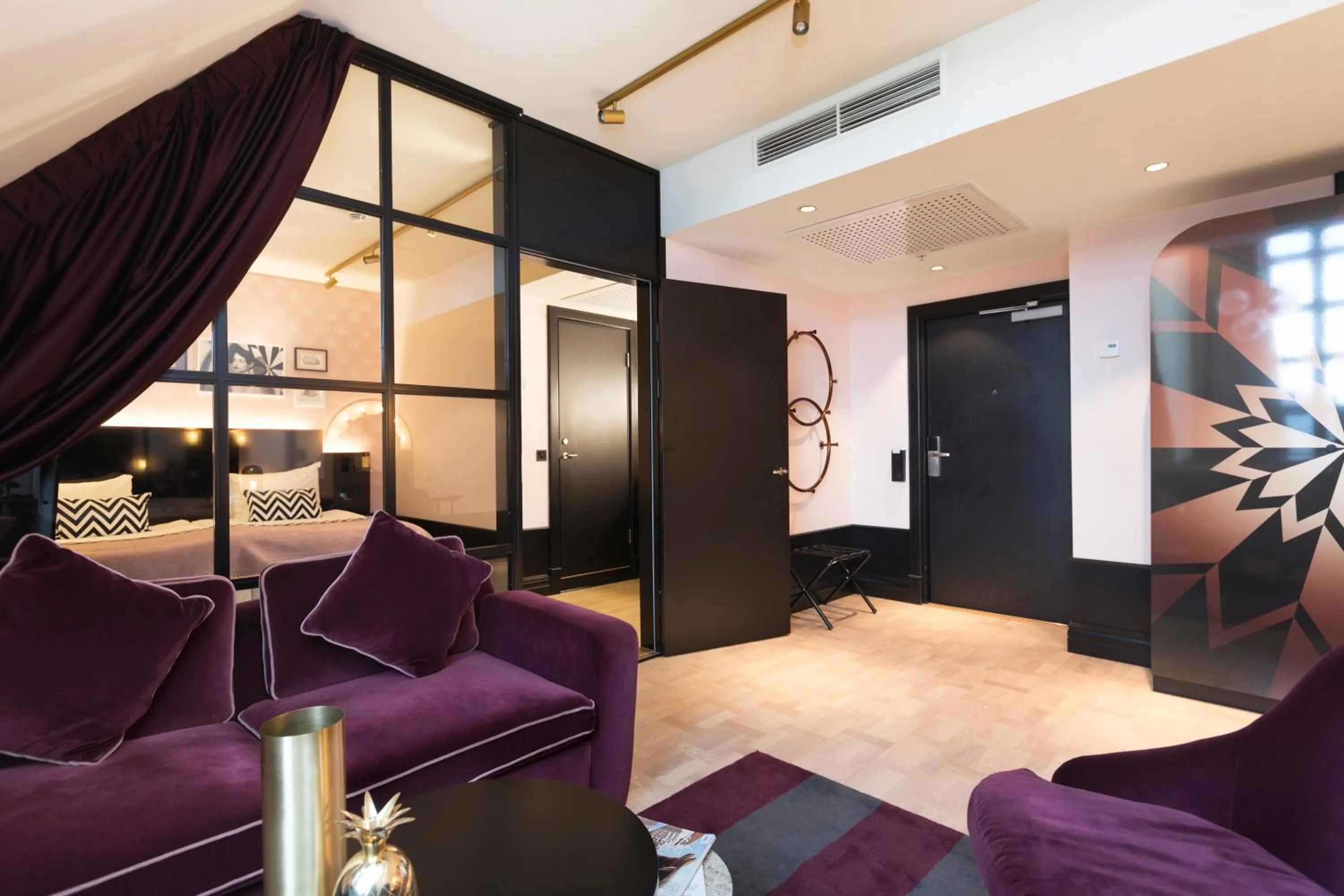 Seating area in Haymarket by Scandic