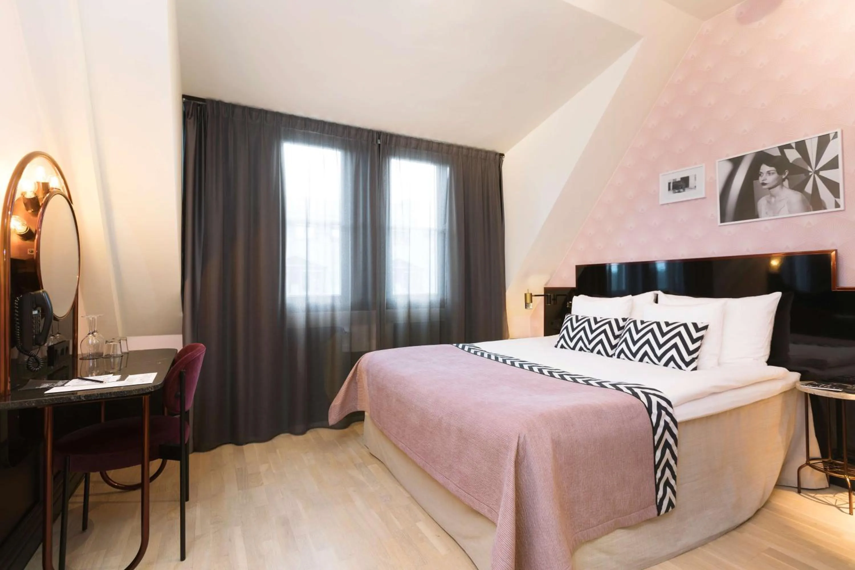 Bedroom, Bed in Haymarket by Scandic