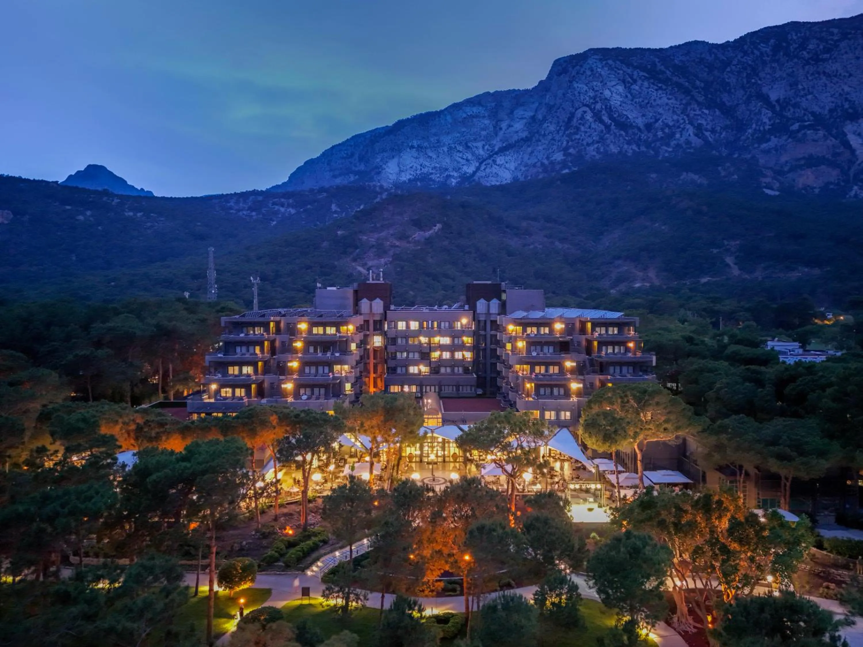 Property building in Balmy Foresta