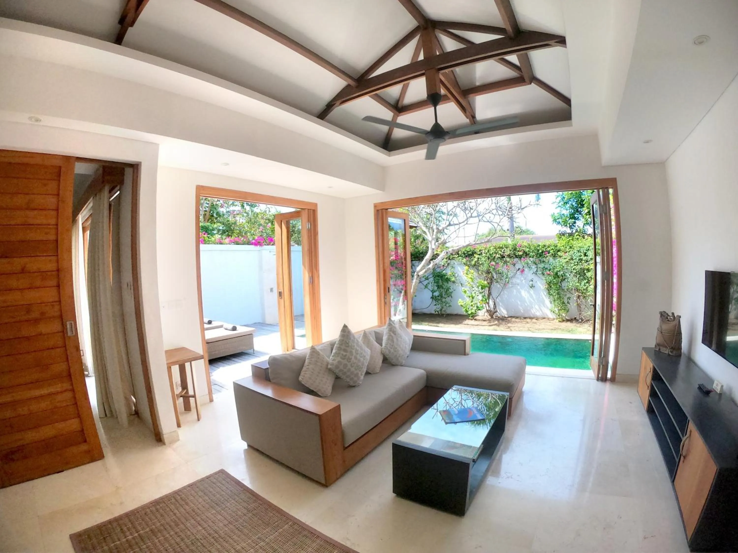 Living room in Kokomo Resort Gili Gede