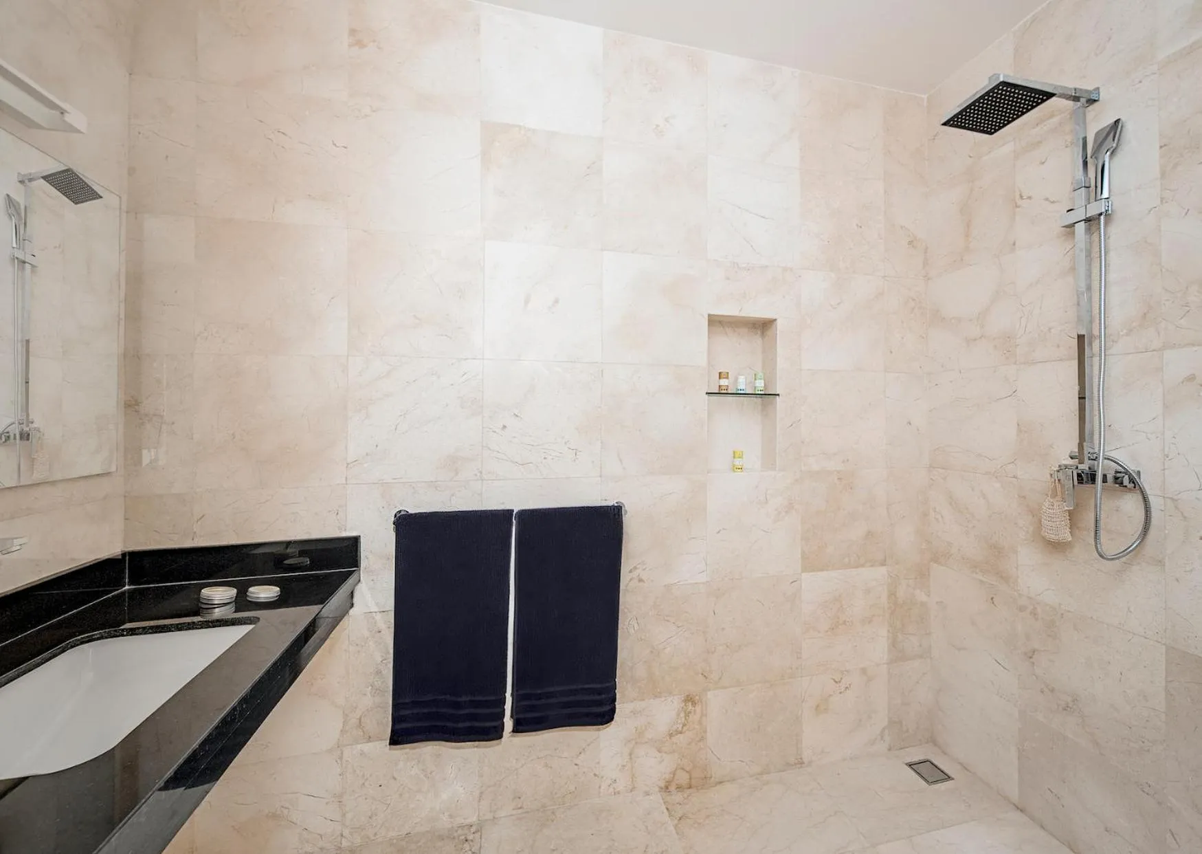 Bathroom in Kokomo Resort Gili Gede