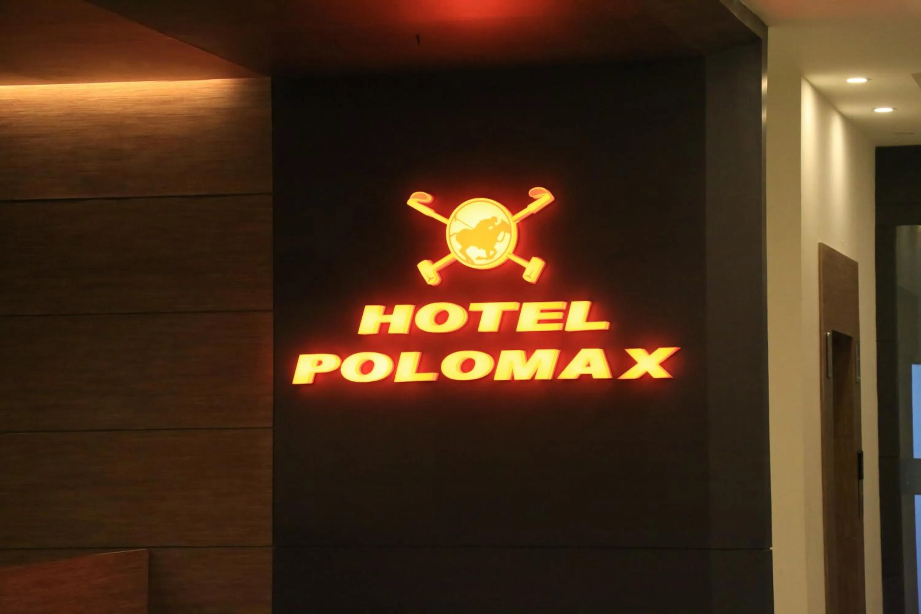 Lobby or reception in Max Hotels Jabalpur