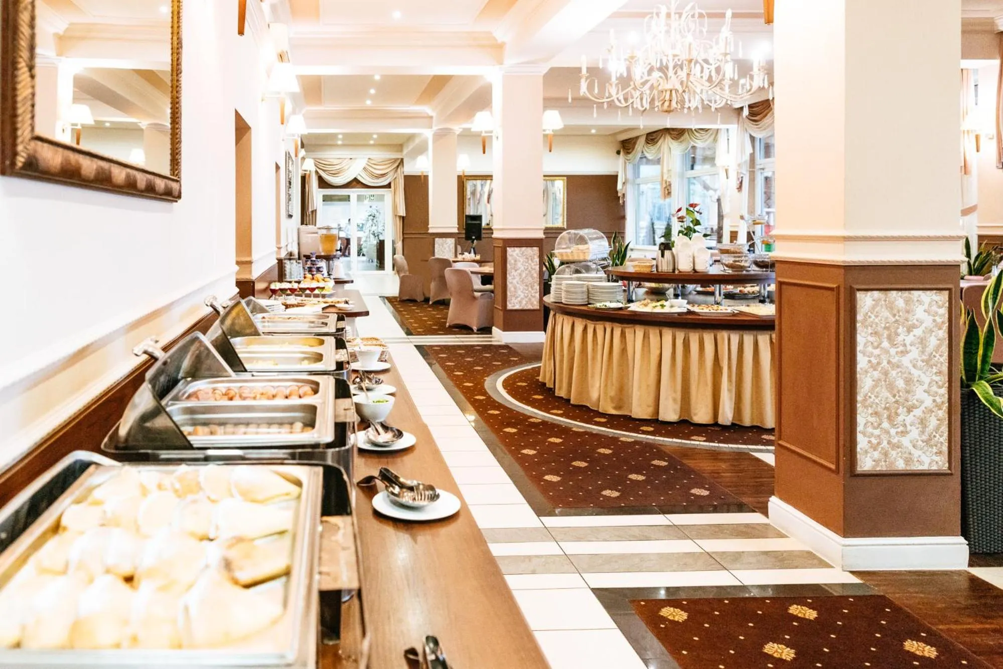 Breakfast in Hotel Tajty