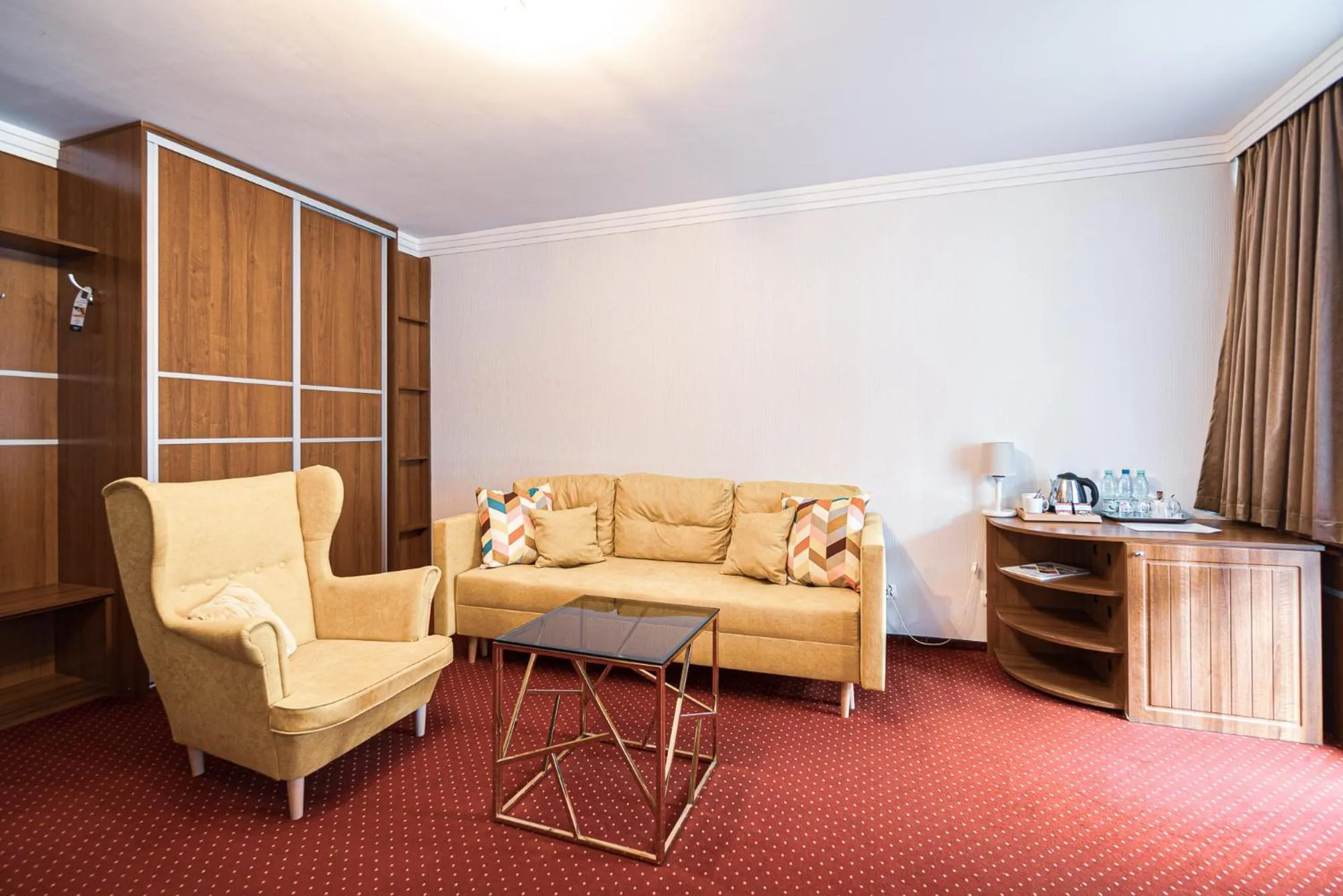 Photo of the whole room in Hotel Tajty