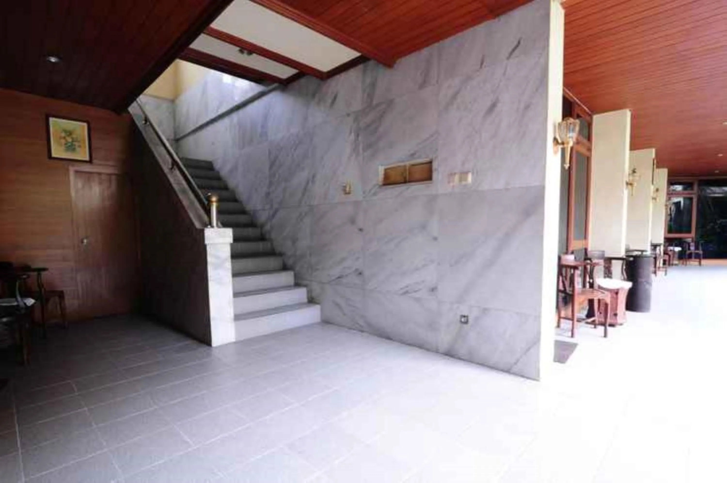 Facade/entrance in De'Qur Hotel Bandung