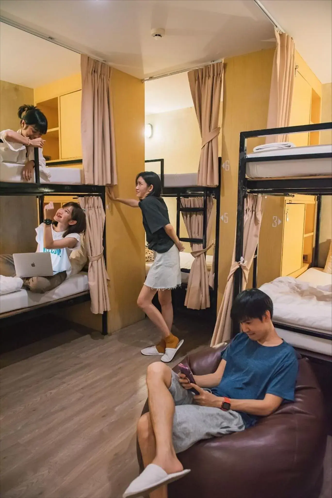 Bunk Bed in Mixed Dormitory Room in Cazz Hostel Bunk Bed in Mixed Dormitory Room in Cazz Hostel