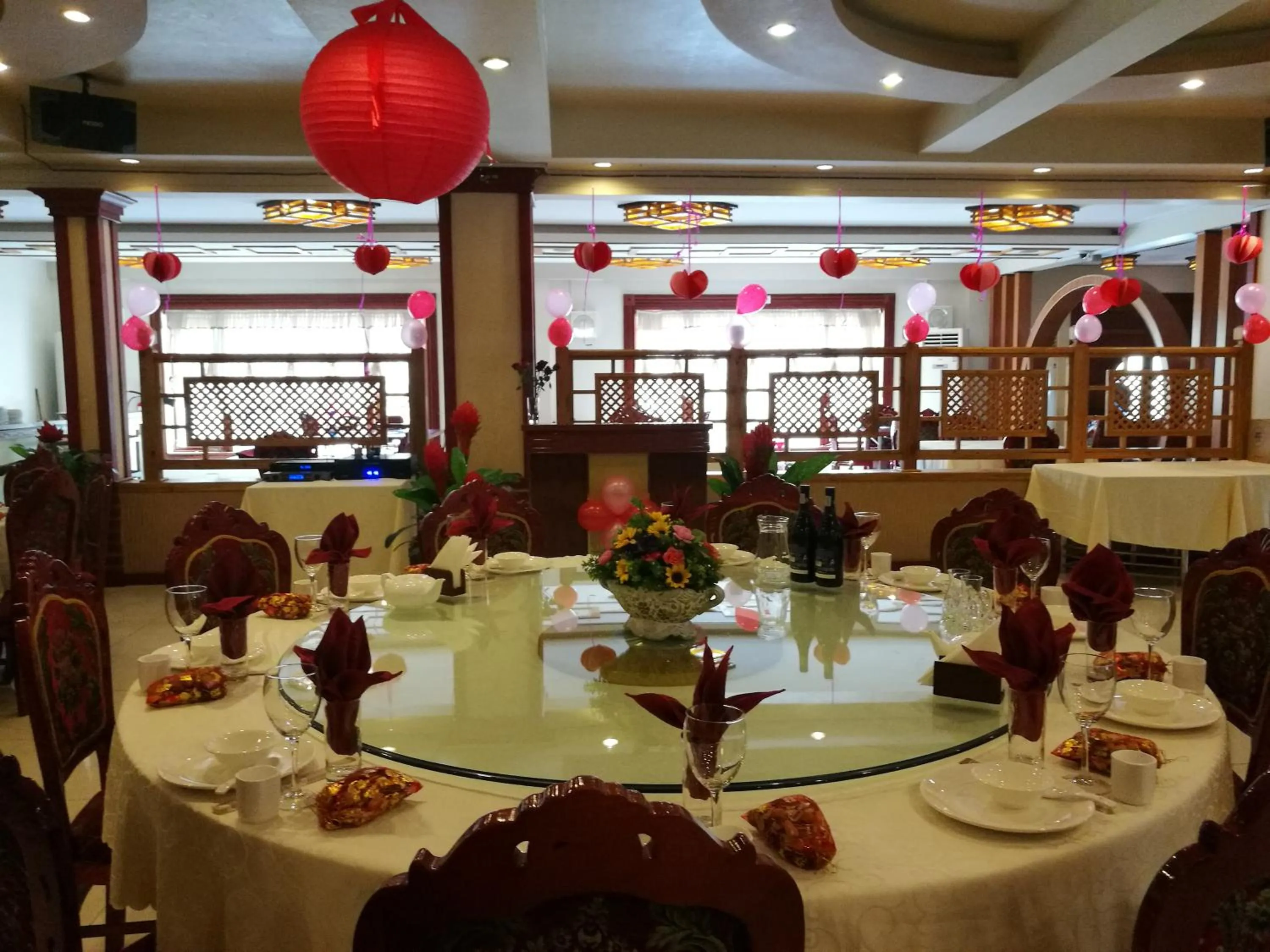 Restaurant/places to eat in Great Wall Hotel