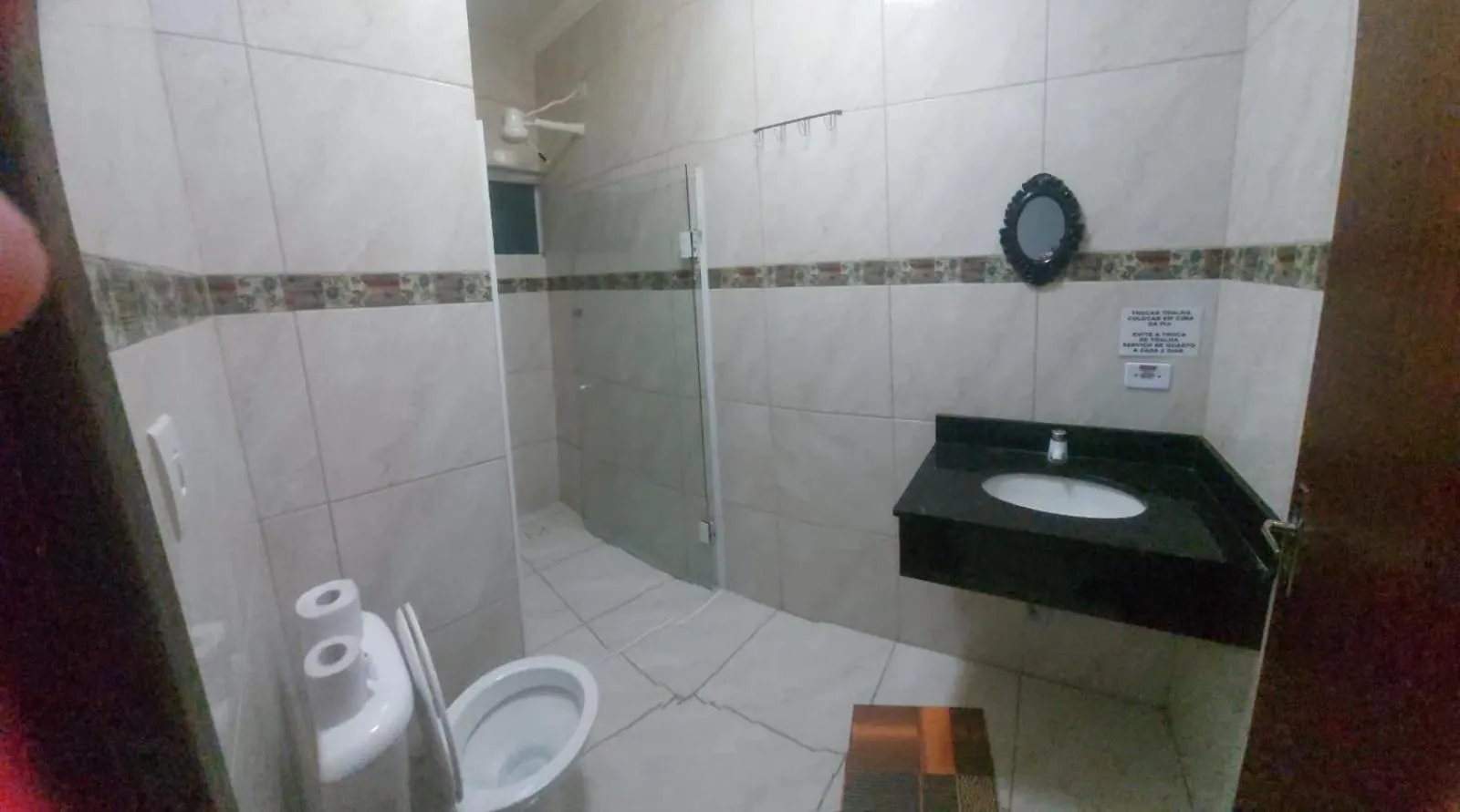 Pousada Ilha do Itacolomi Com Piscina Proximo do Beto Carrero