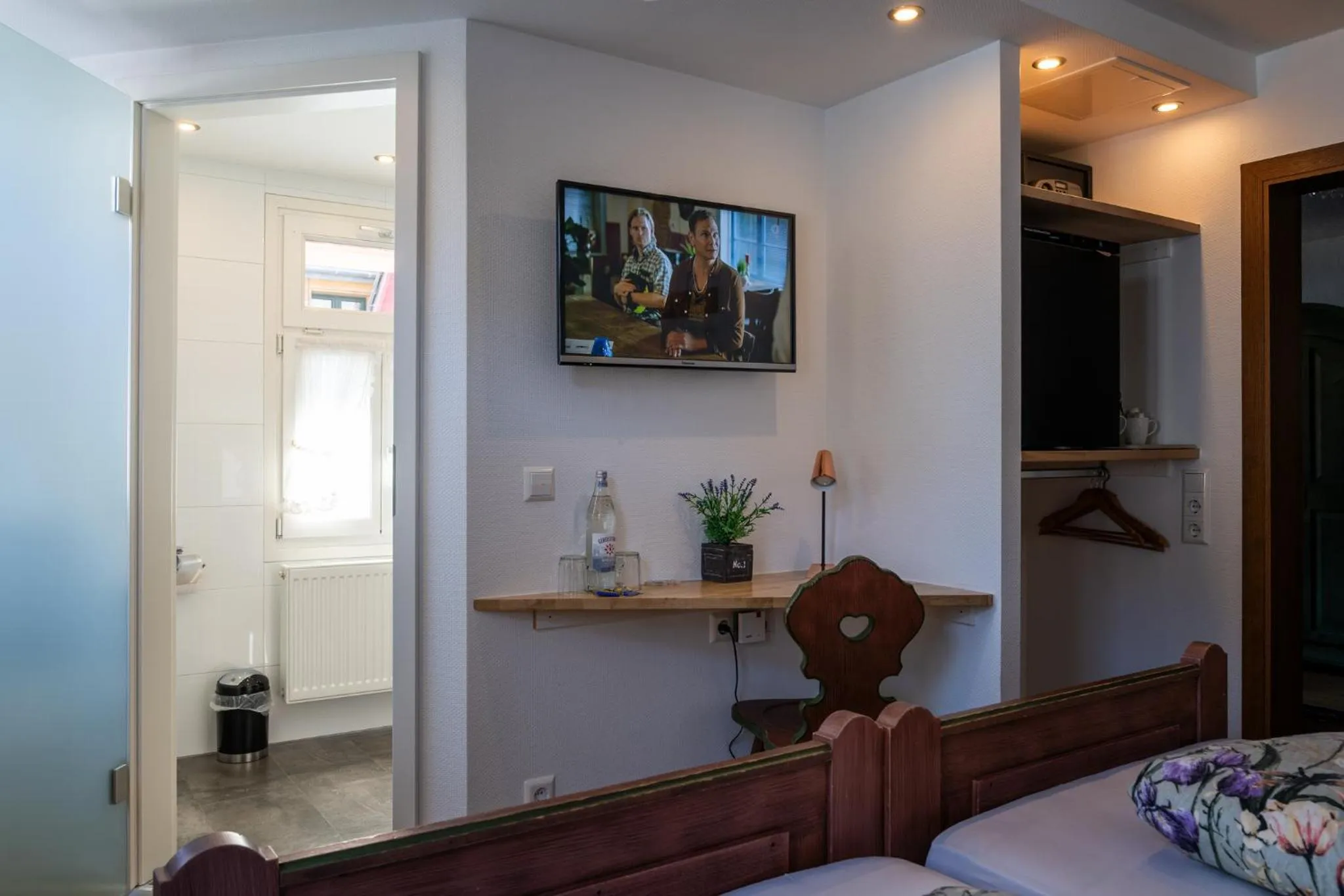 Communal lounge/ TV room in Hotel Haus Mühlbach