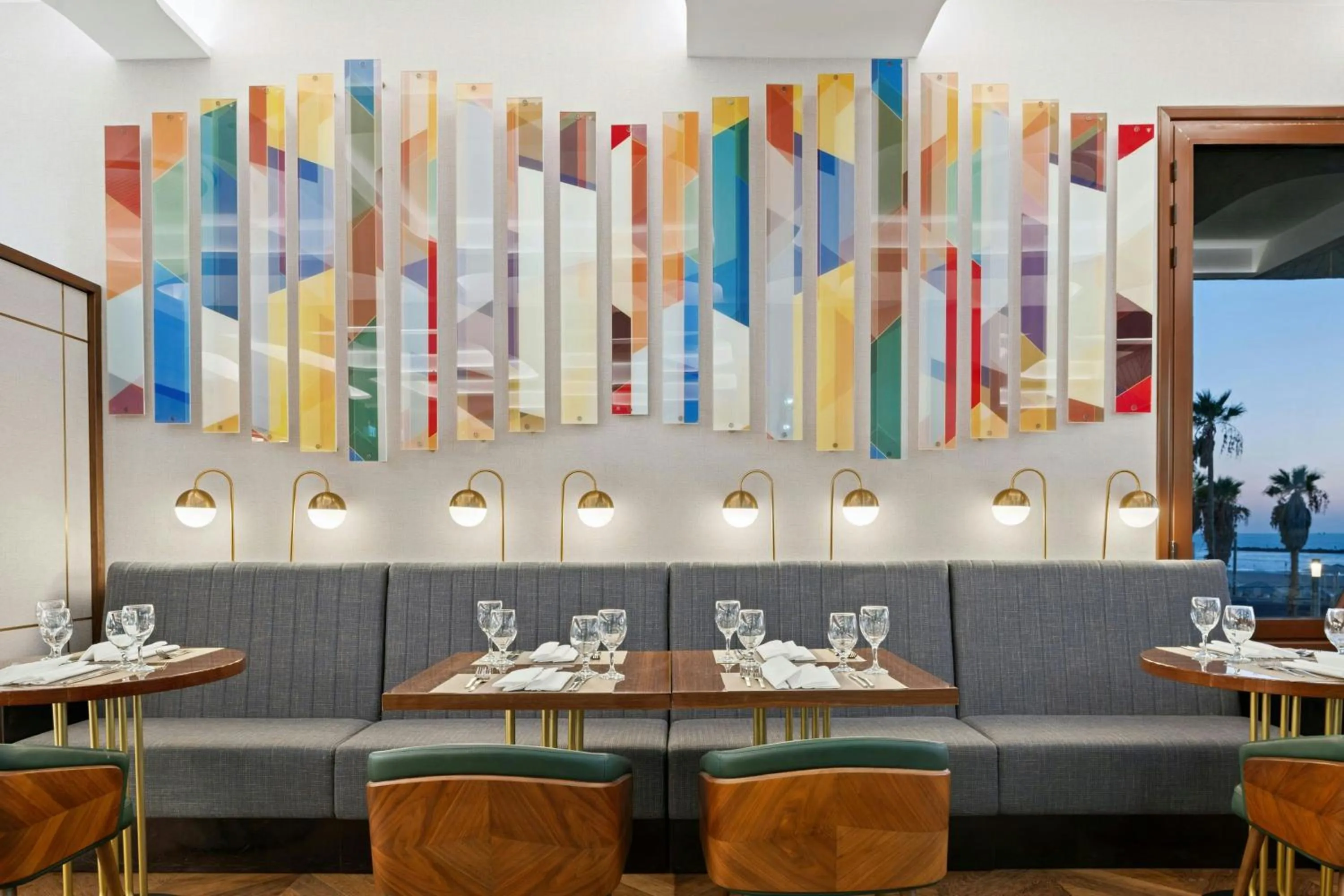 Restaurant/places to eat in Renaissance Tel Aviv Hotel