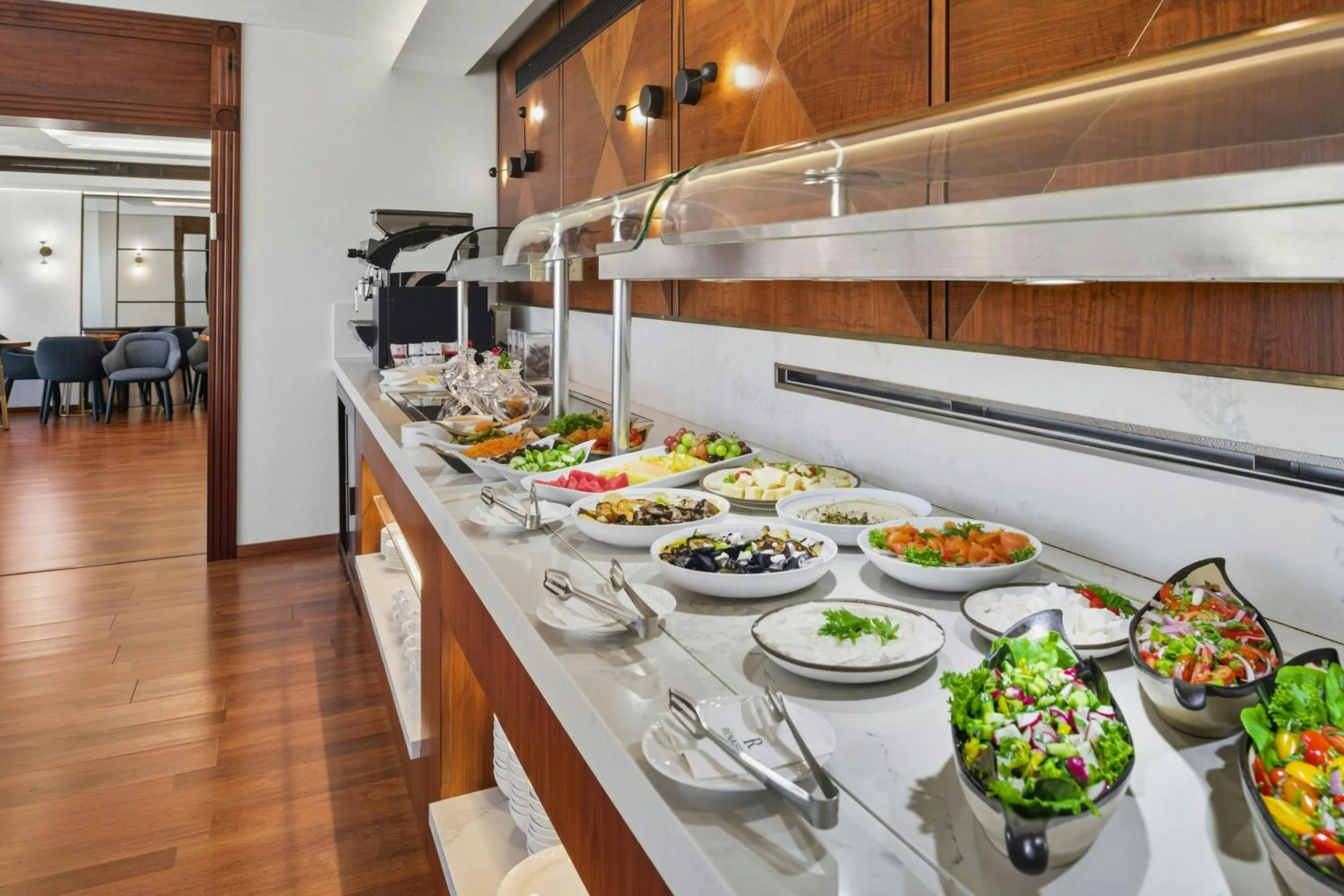 Lounge or bar in Renaissance Tel Aviv Hotel