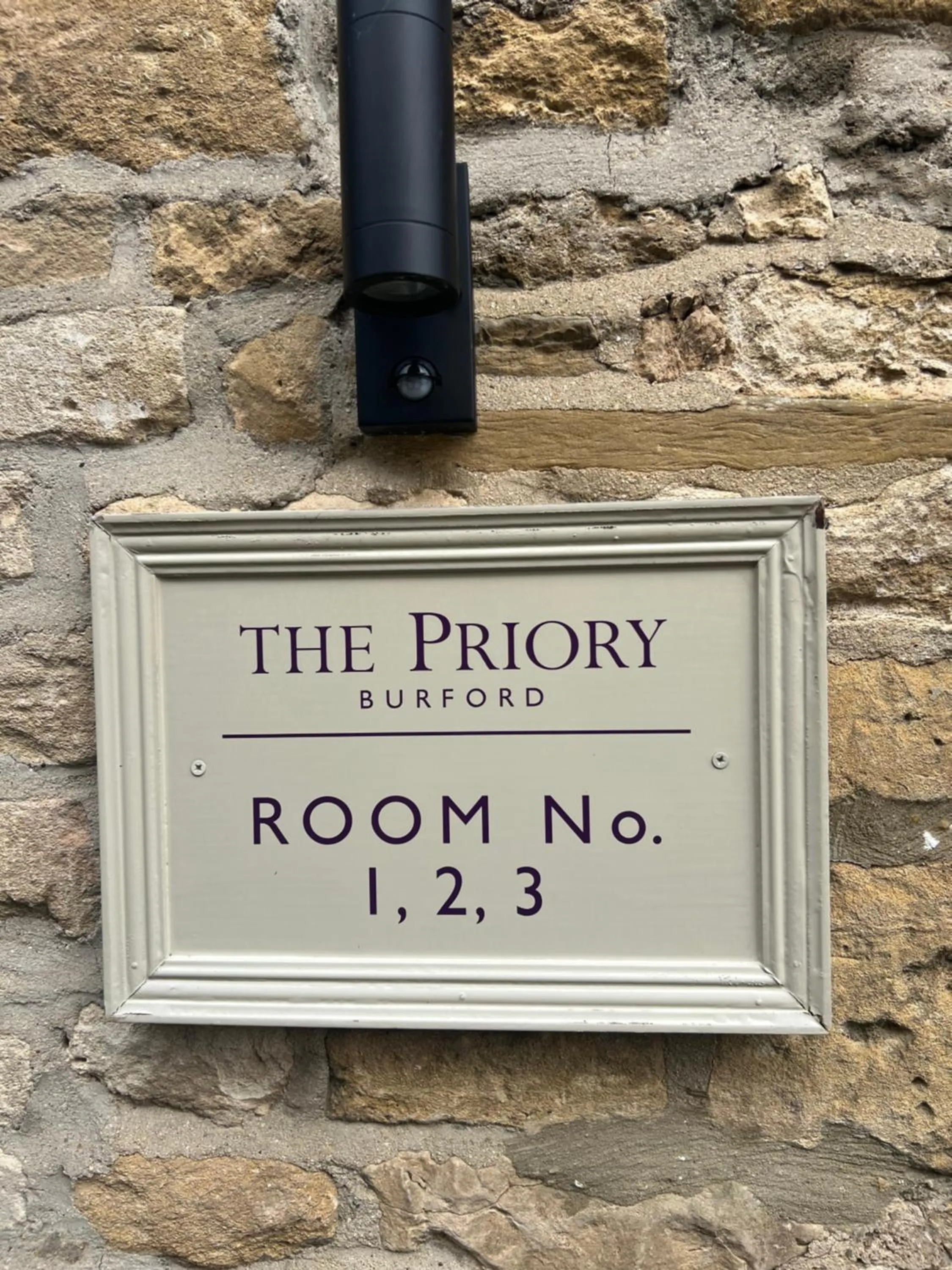 Property building in Priory Tearooms Burford with Rooms
