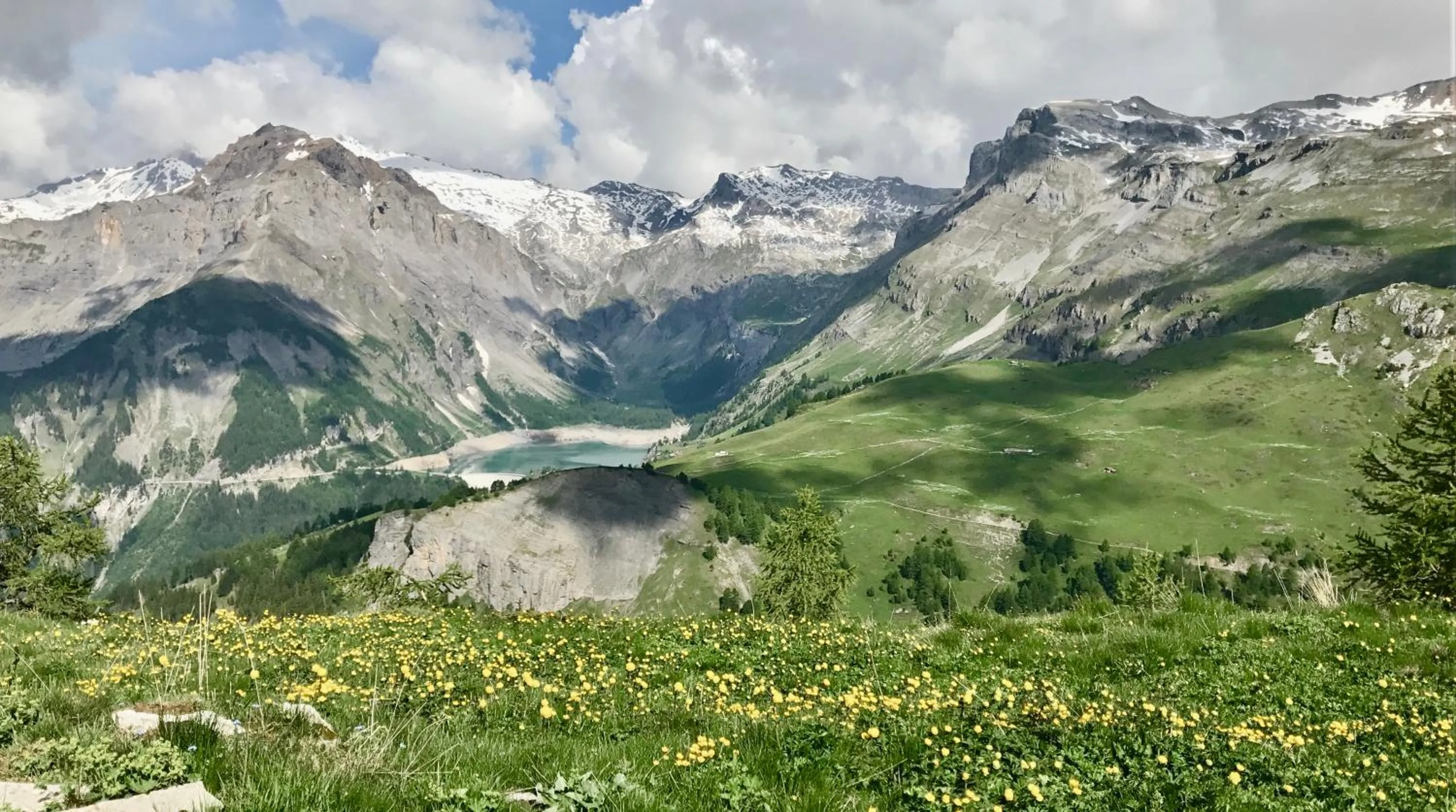 Lake view in chetzeron