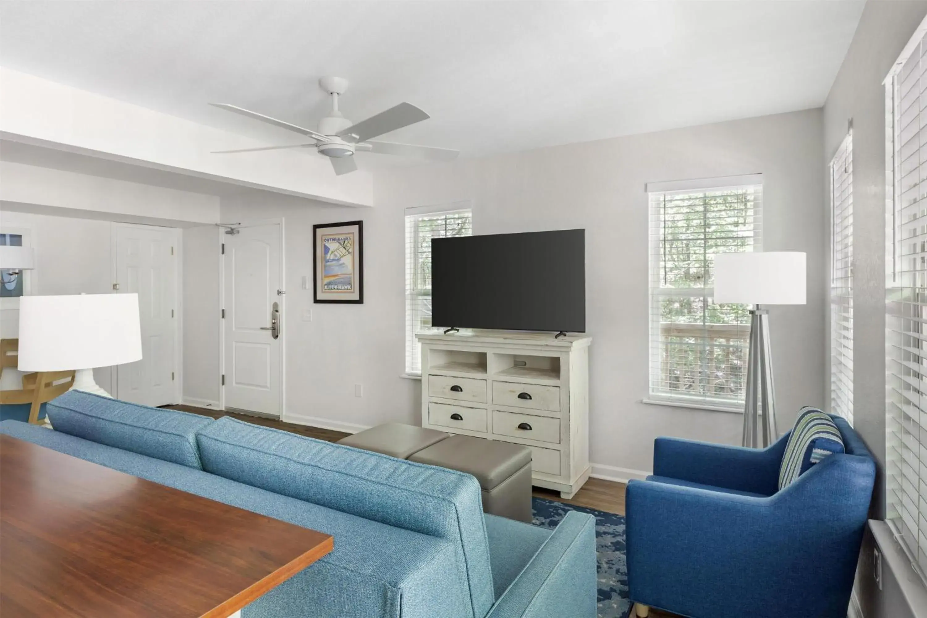 One-Bedroom King Suite with Balcony in Hilton Vacation Club Beachwoods Kitty Hawk One-Bedroom King Suite with Balcony in Hilton Vacation Club Beachwoods Kitty Hawk