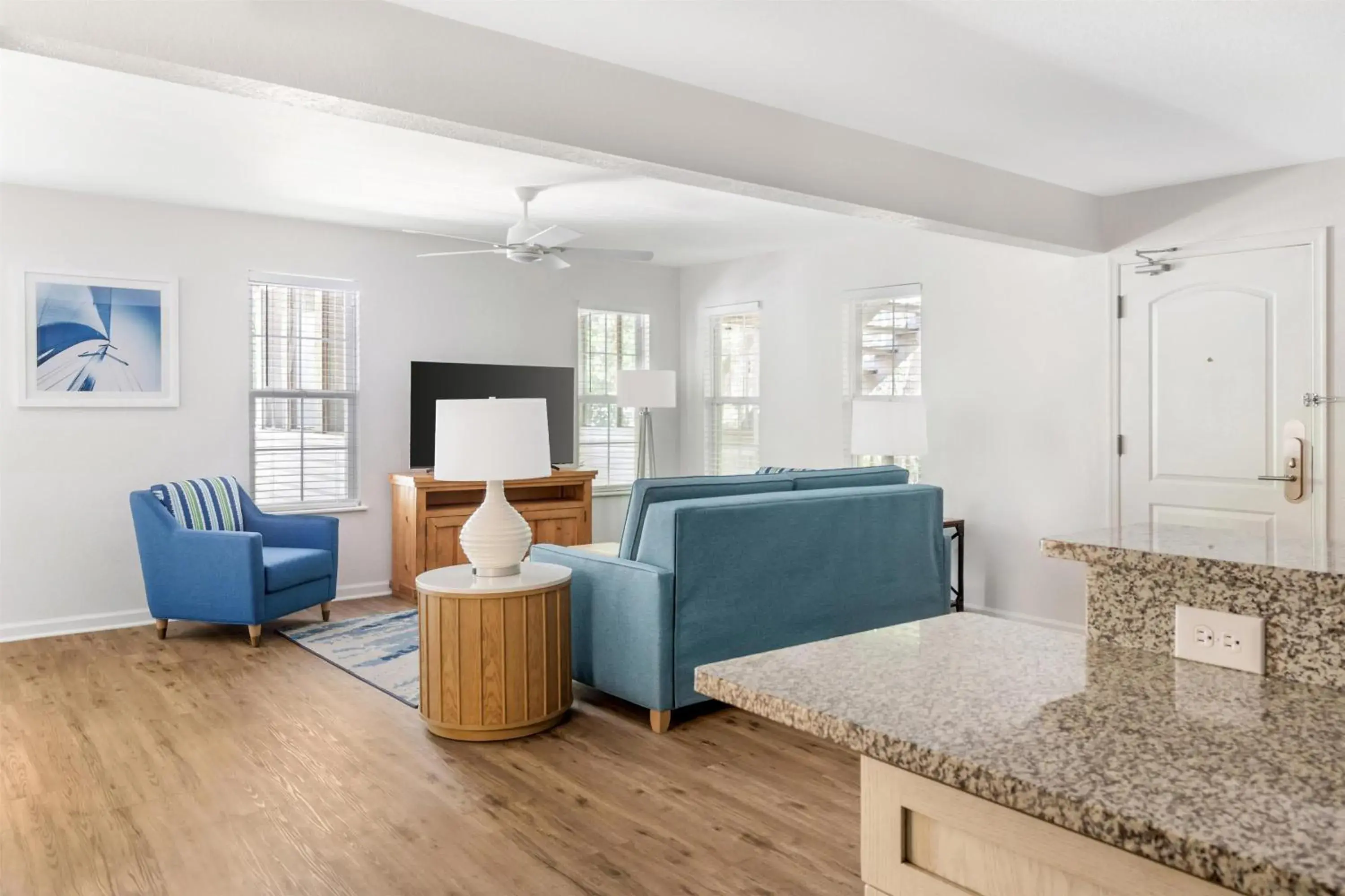 One-Bedroom King Suite with Two Bathrooms in Hilton Vacation Club Beachwoods Kitty Hawk One-Bedroom King Suite with Two Bathrooms in Hilton Vacation Club Beachwoods Kitty Hawk