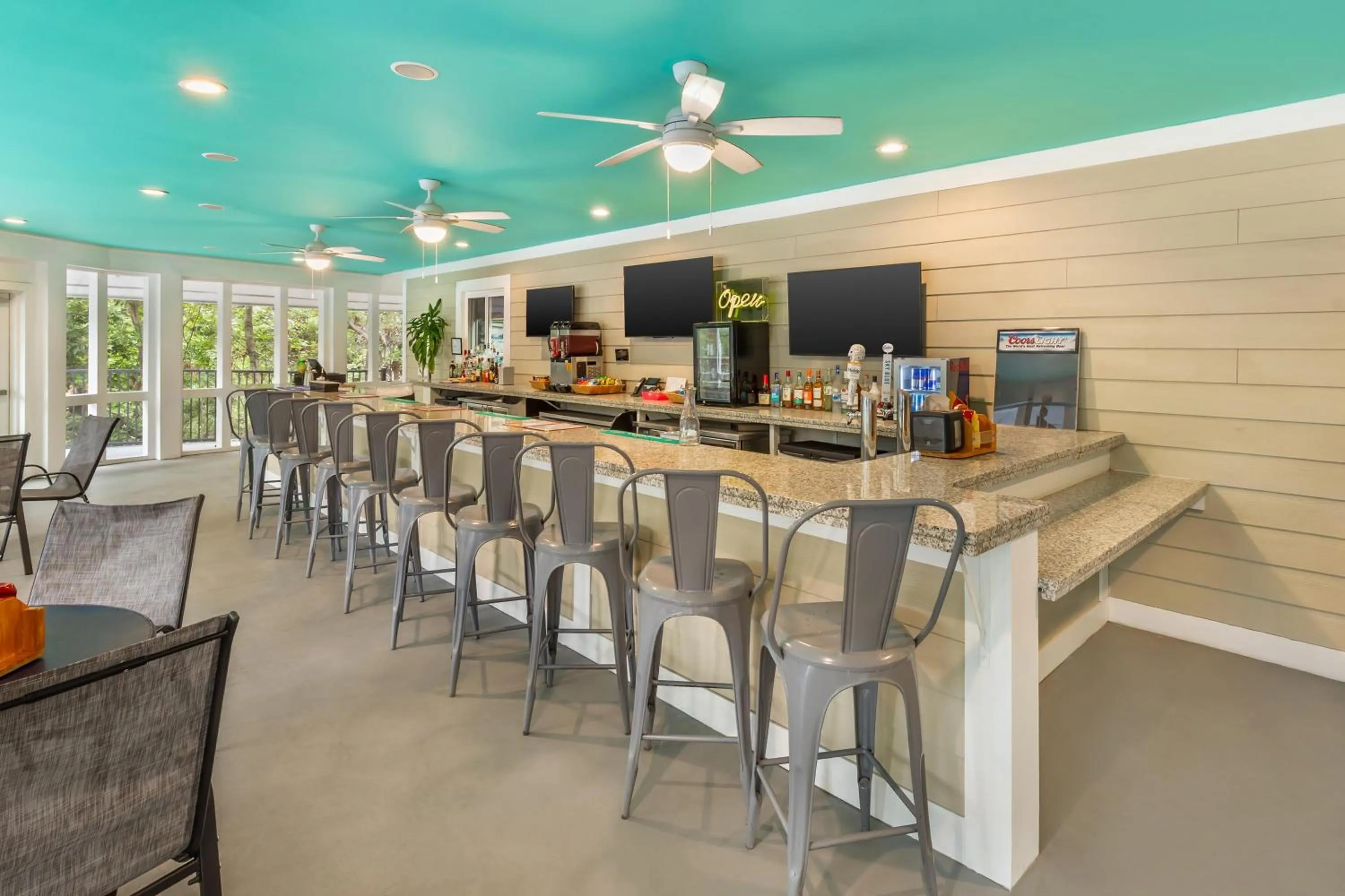 Lounge or bar in Hilton Vacation Club Beachwoods Kitty Hawk