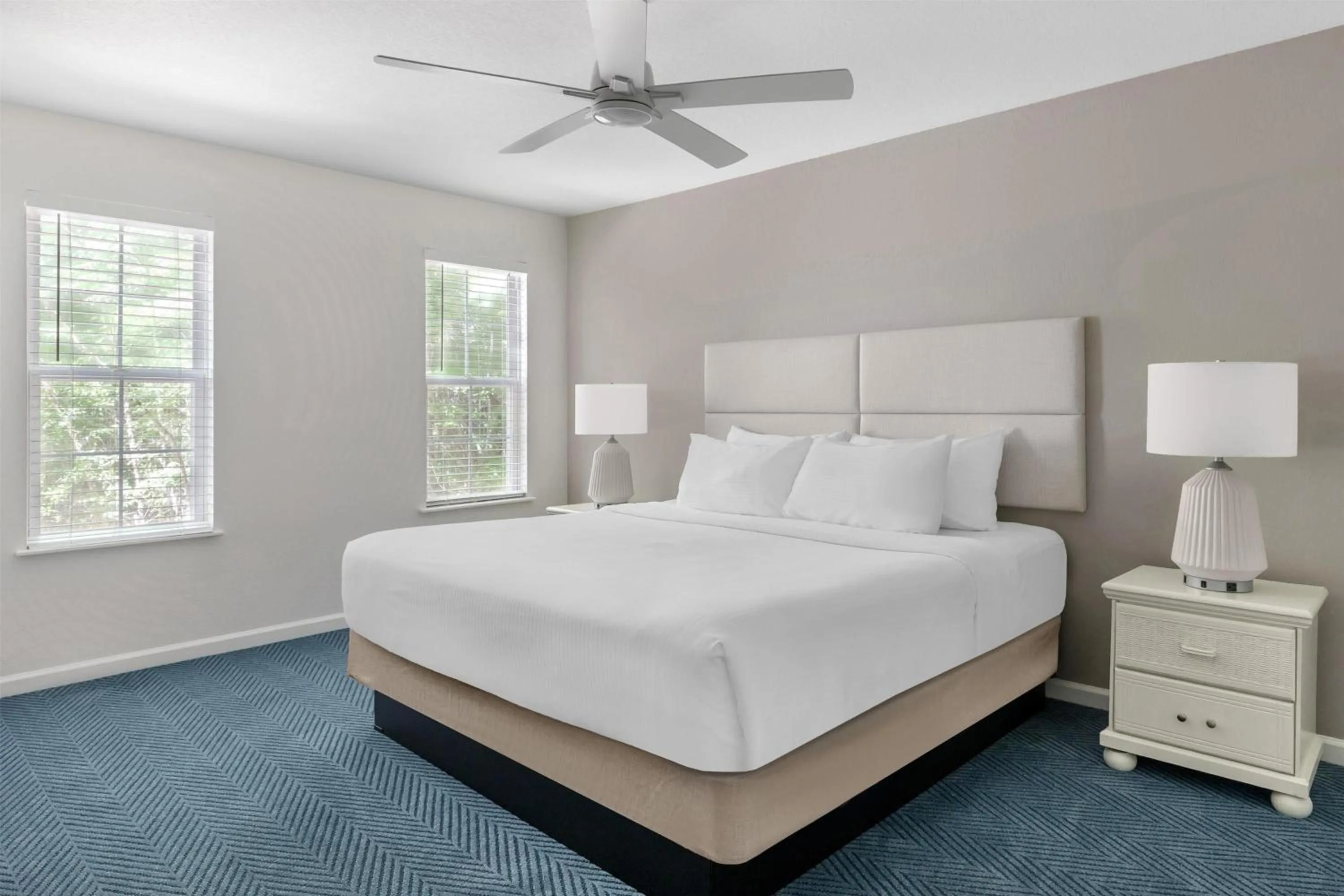 Bed in Hilton Vacation Club Beachwoods Kitty Hawk